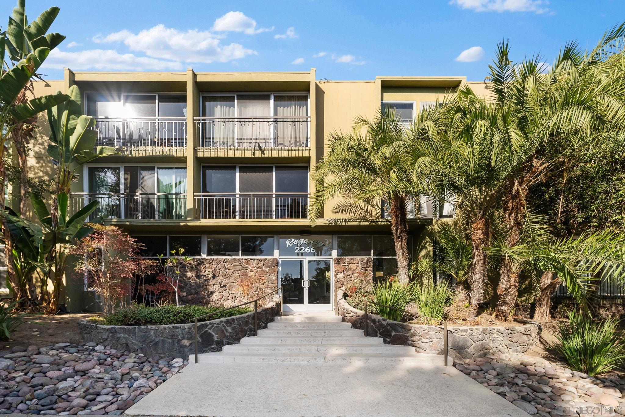 Detail Gallery Image 1 of 1 For 2266  Grand Ave  #22,  San Diego,  CA 92109 - 1 Beds | 1 Baths