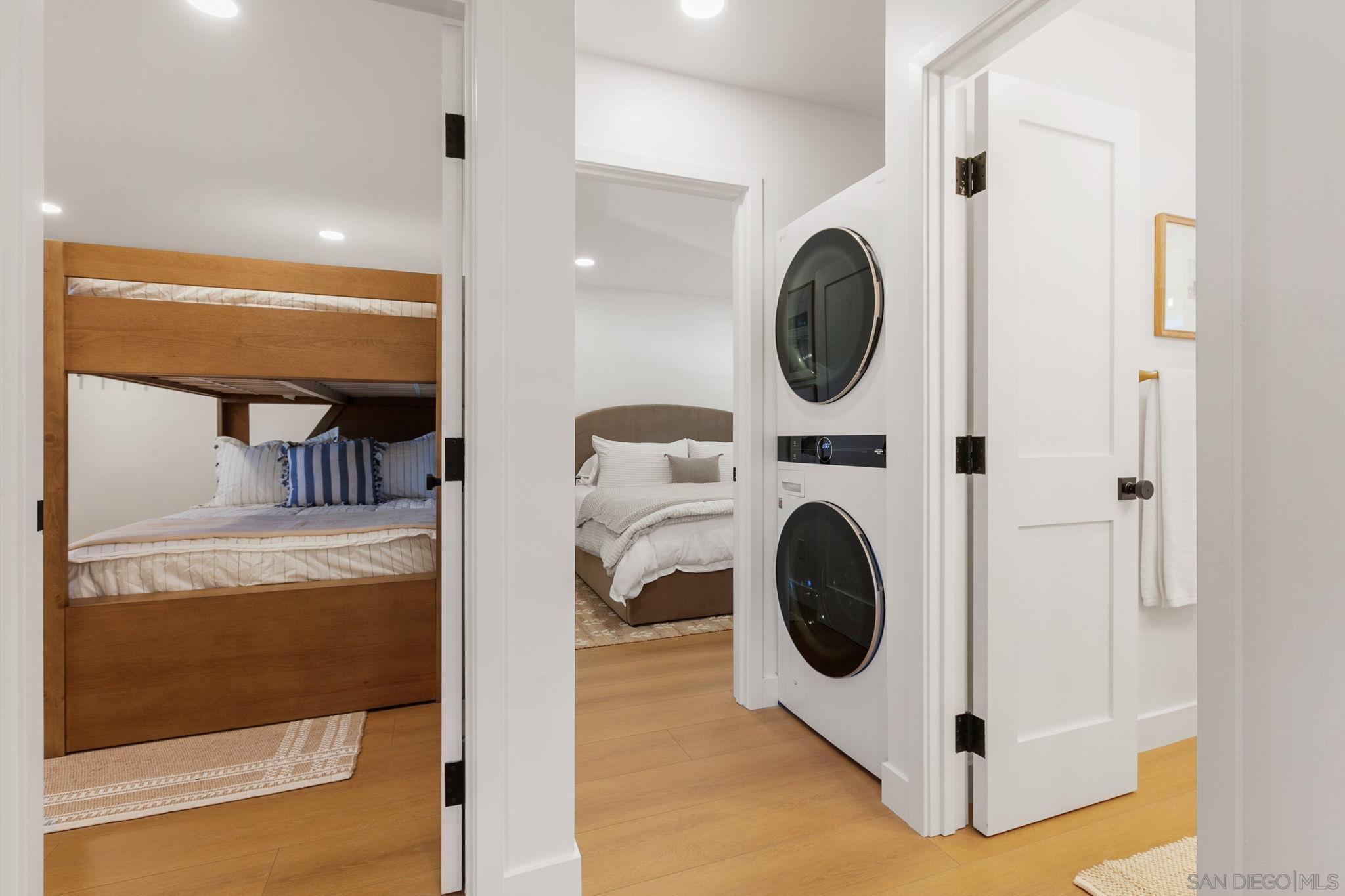 Detail Gallery Image 11 of 44 For 210  a Street  2, Encinitas,  CA 92024 - 2 Beds | 1 Baths