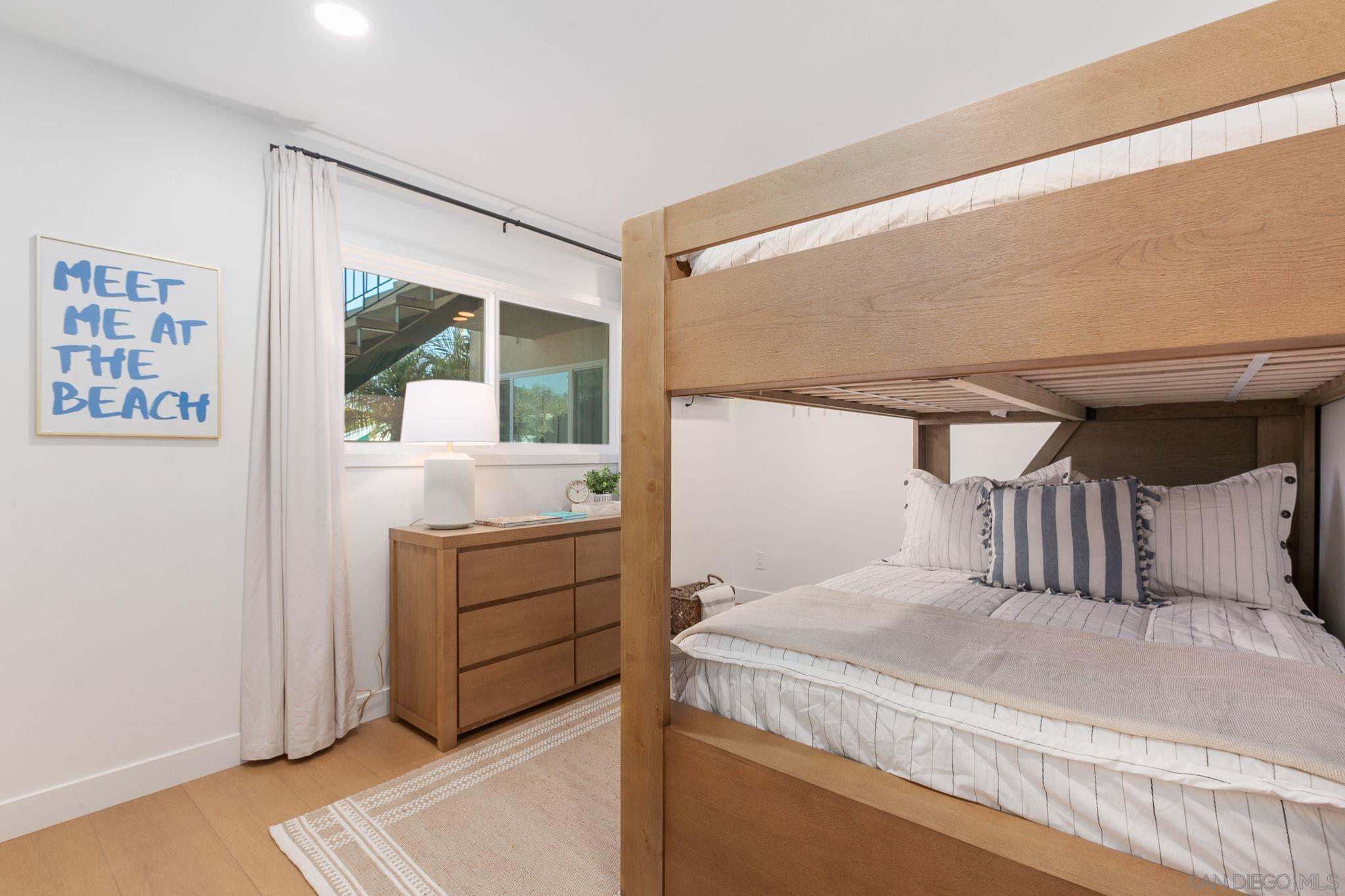 Detail Gallery Image 16 of 44 For 210  a Street  2, Encinitas,  CA 92024 - 2 Beds | 1 Baths