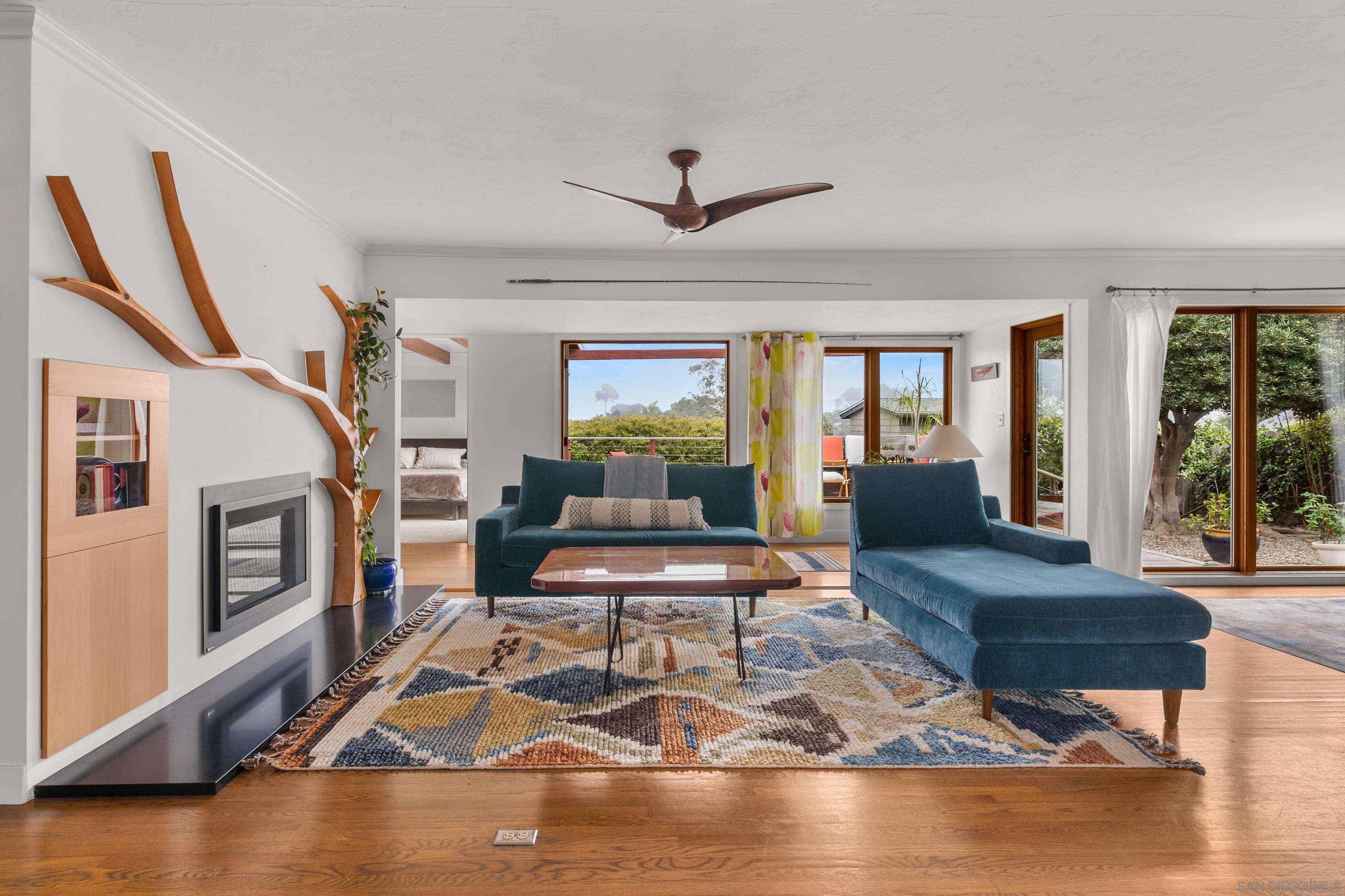 Front Image Thumbnail for SD250000663