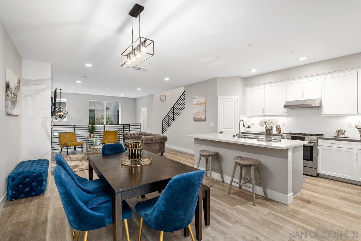 Detail Gallery Image 2 of 38 For , Carlsbad,  CA 92008 - 4 Beds | 3/1 Baths