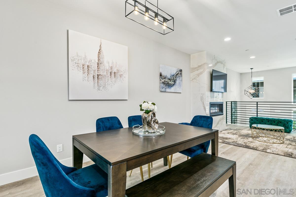 Detail Gallery Image 20 of 38 For , Carlsbad,  CA 92008 - 4 Beds | 3/1 Baths