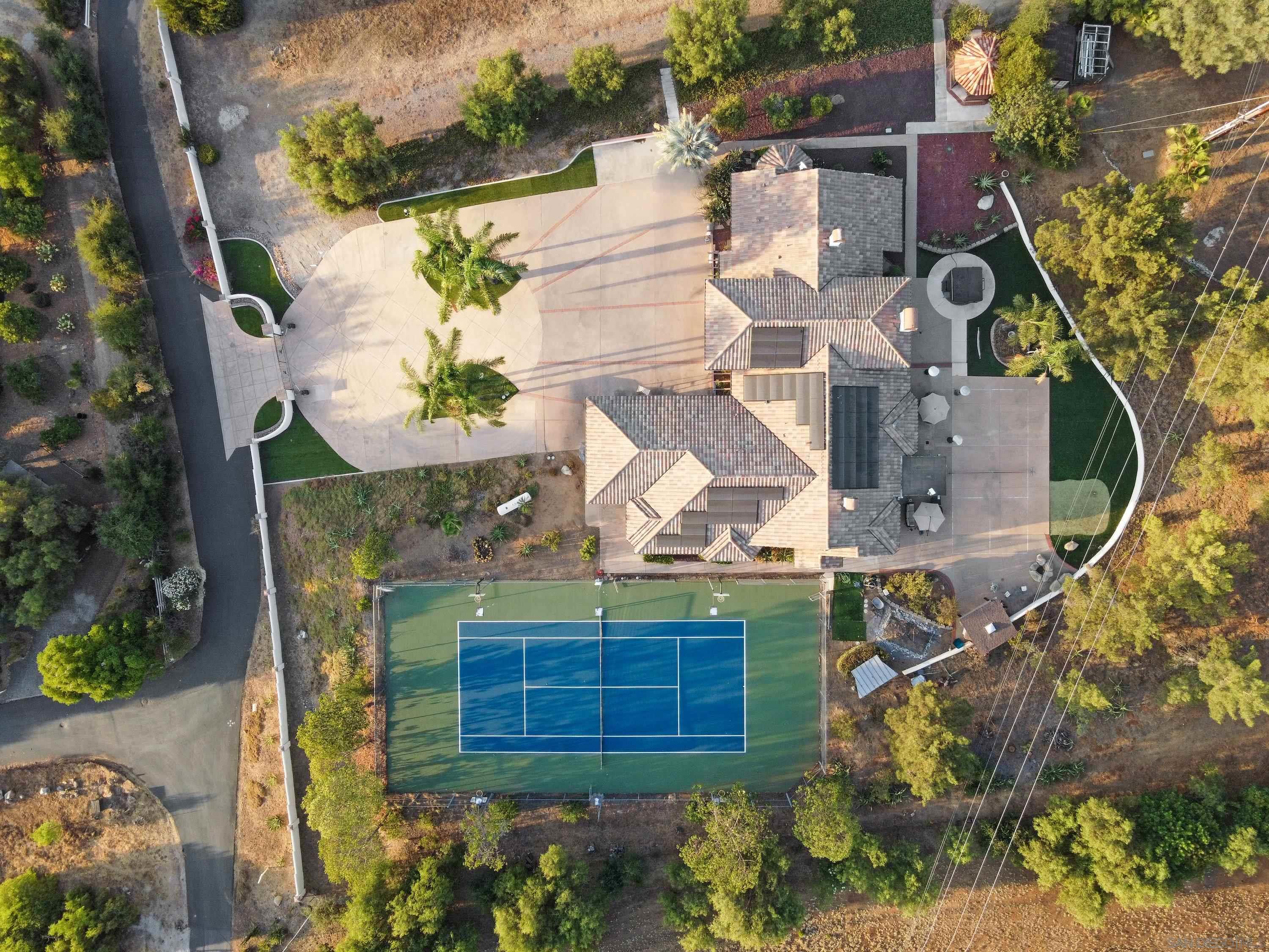 Detail Gallery Image 1 of 1 For 15419  Vali Hai Road, Poway,  CA 92064 - 5 Beds | 3/1 Baths