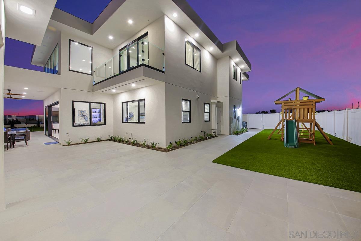 Detail Gallery Image 30 of 63 For 35298  Calle Campo, Temecula,  CA 92592 - 17 Beds | 5/1 Baths