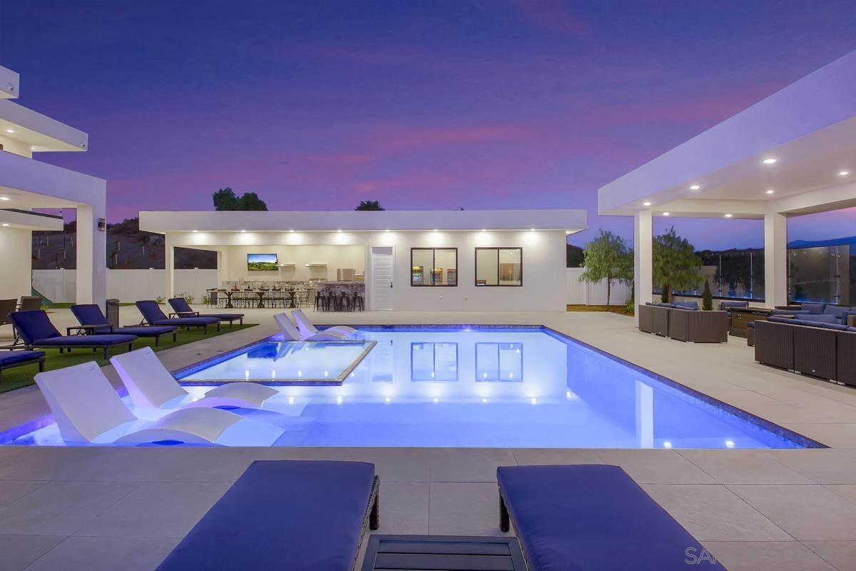 Detail Gallery Image 35 of 63 For 35298  Calle Campo, Temecula,  CA 92592 - 17 Beds | 5/1 Baths