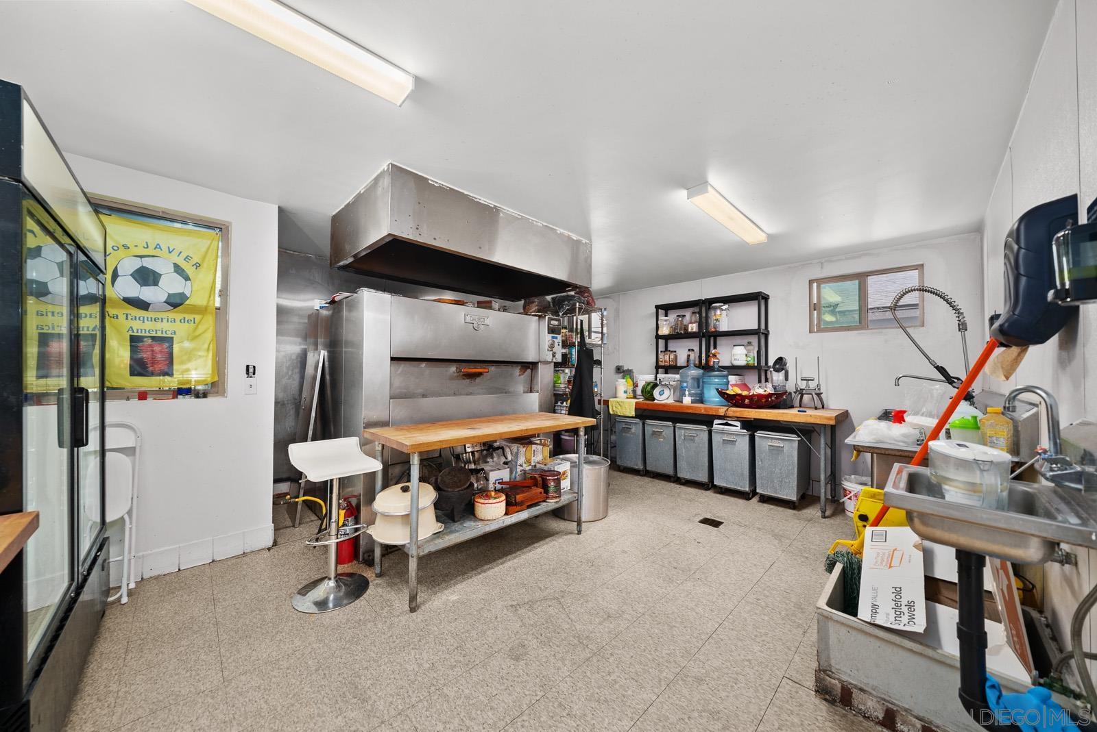 Detail Gallery Image 20 of 35 For 832 E 18th St, National City,  CA 91950 - – Beds | – Baths