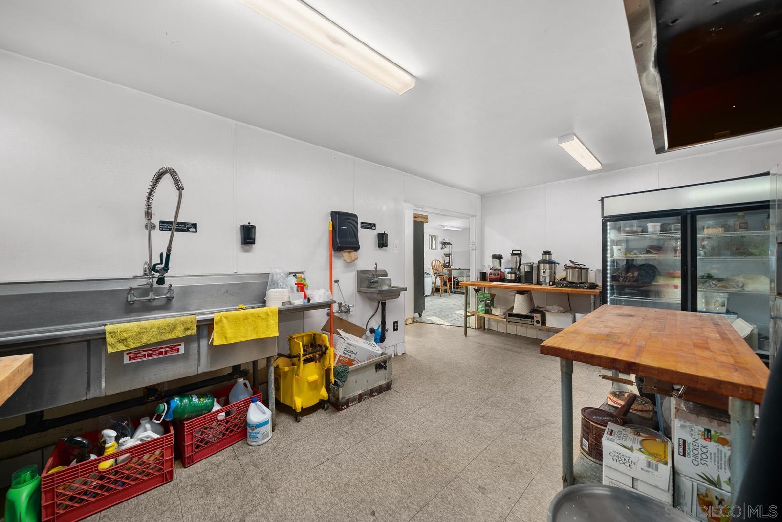 Detail Gallery Image 23 of 35 For 832 E 18th St, National City,  CA 91950 - – Beds | – Baths