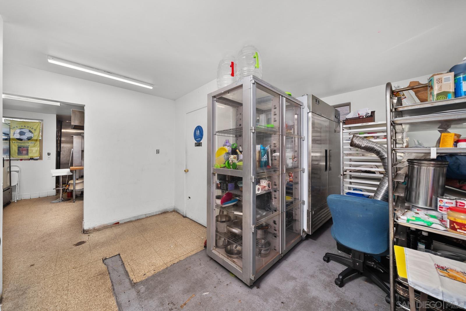 Detail Gallery Image 29 of 35 For 832 E 18th St, National City,  CA 91950 - – Beds | – Baths