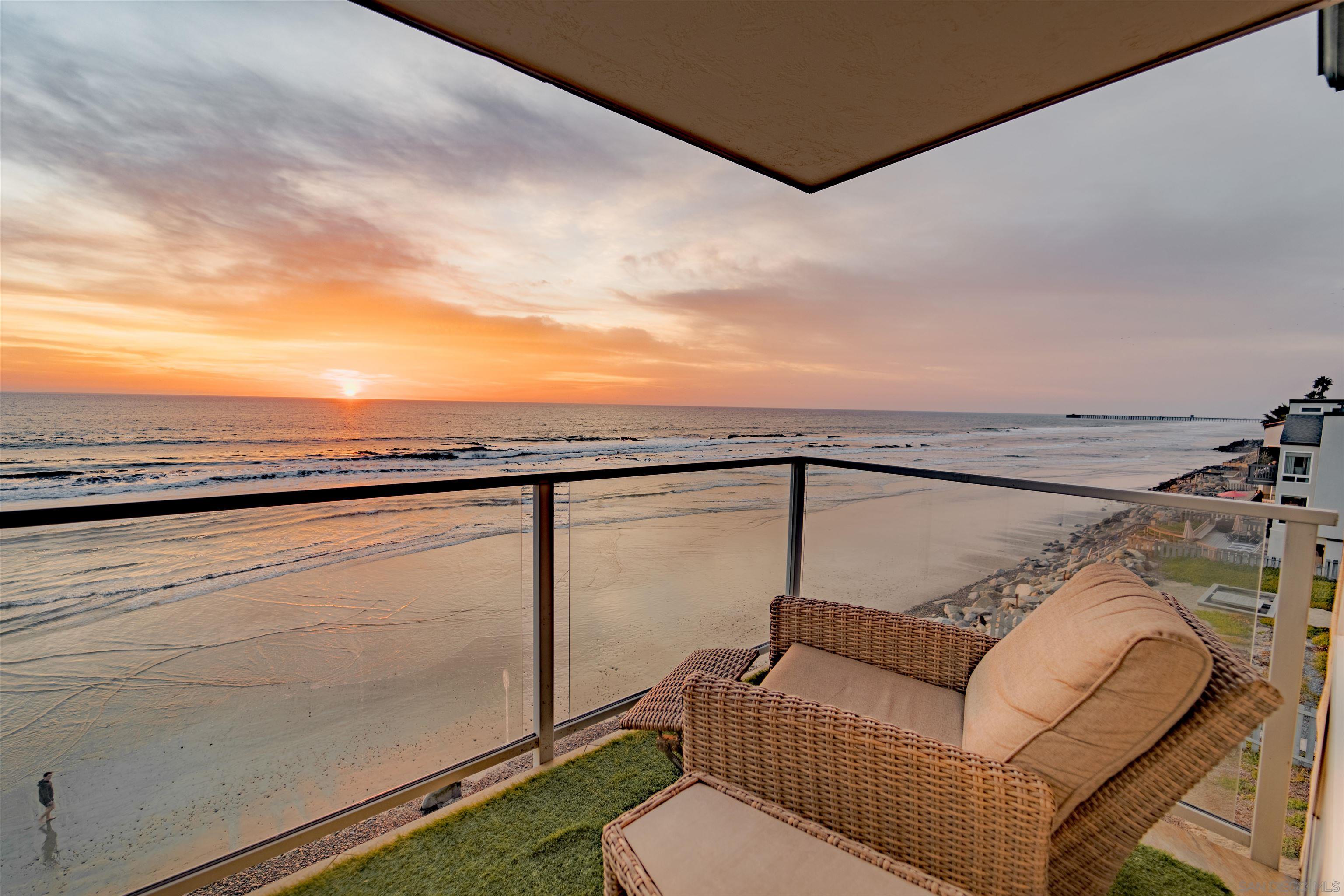 Detail Gallery Image 1 of 1 For 1401 S Pacific St  #201,  Oceanside,  CA 92054 - 2 Beds | 2 Baths