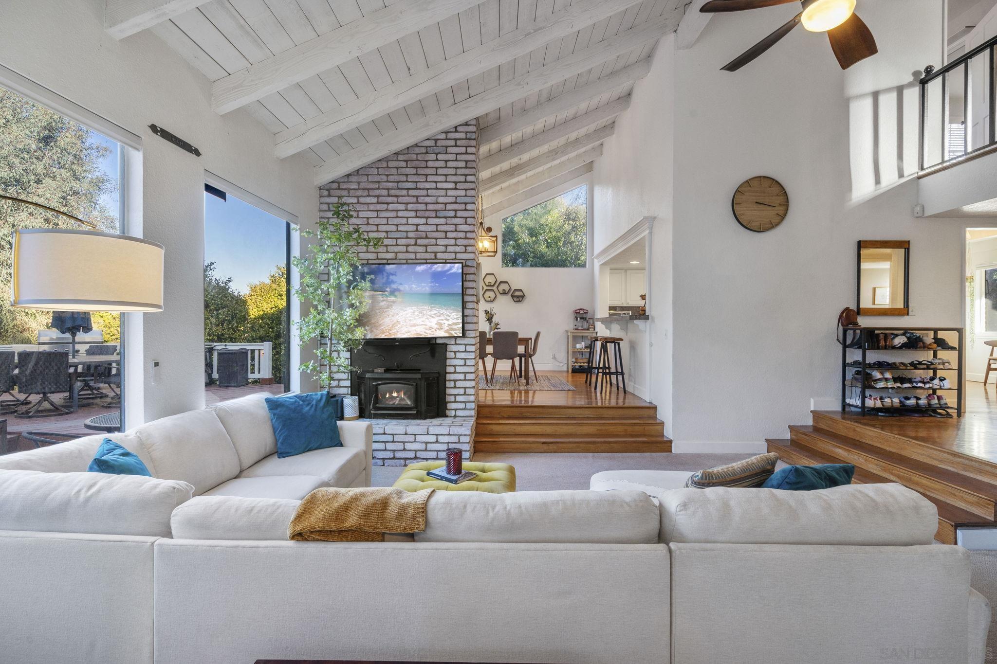 Detail Gallery Image 1 of 1 For 29680  Avenida Del Sol, Temecula,  CA 92591 - 4 Beds | 3/1 Baths