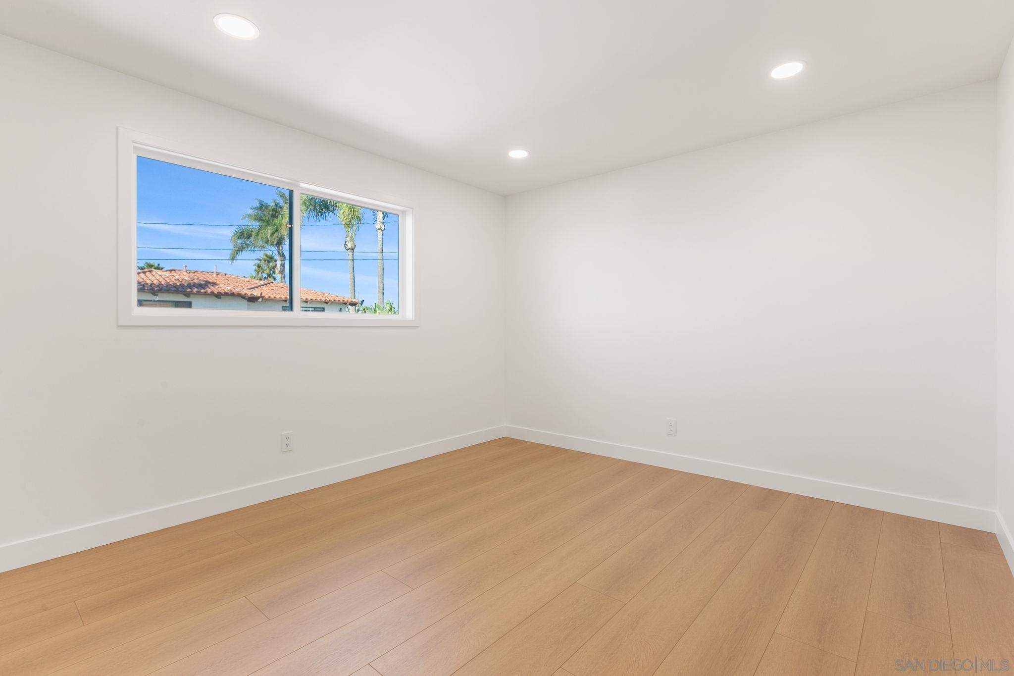 Detail Gallery Image 12 of 49 For 210  a Street S 11, Encinitas,  CA 92024 - 1 Beds | 1 Baths