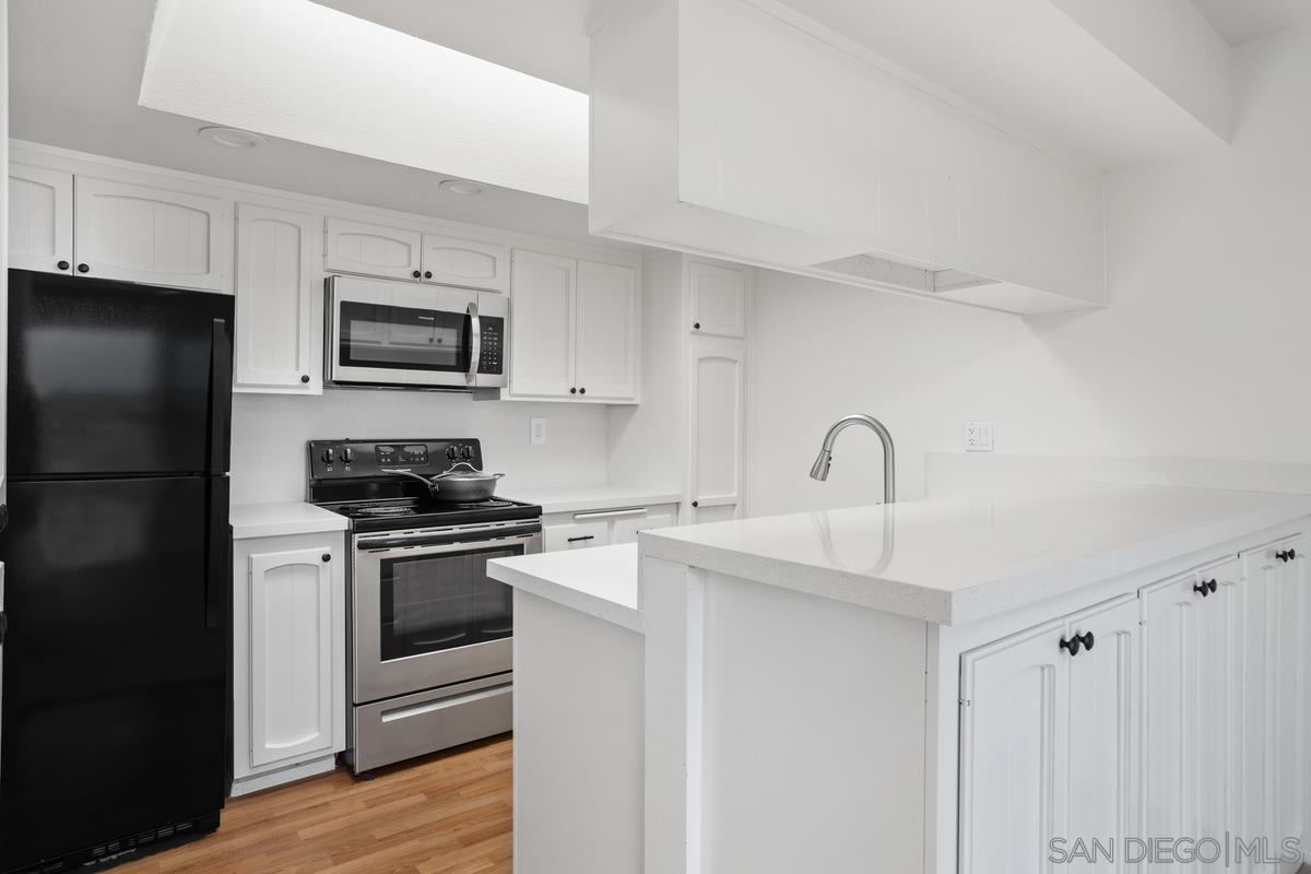 Detail Gallery Image 1 of 1 For 3606  Vista Rey  #39,  Oceanside,  CA 92057 - 2 Beds | 2 Baths