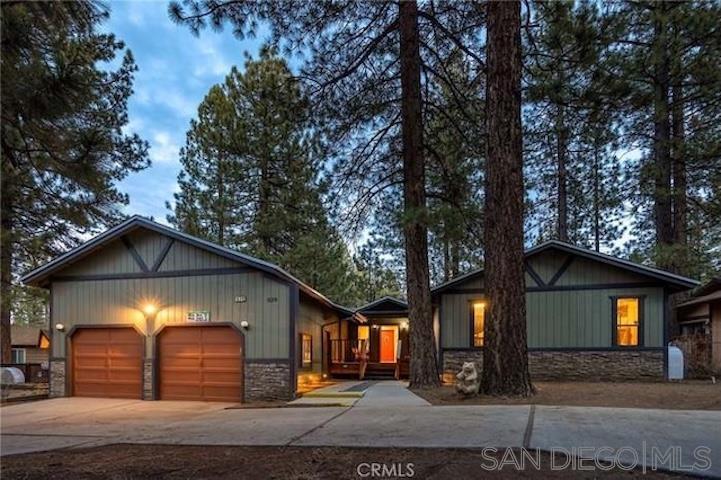 Detail Gallery Image 1 of 1 For 639  Crestwood Dr, Big Bear Lake,  CA 92315 - 5 Beds | 3/1 Baths
