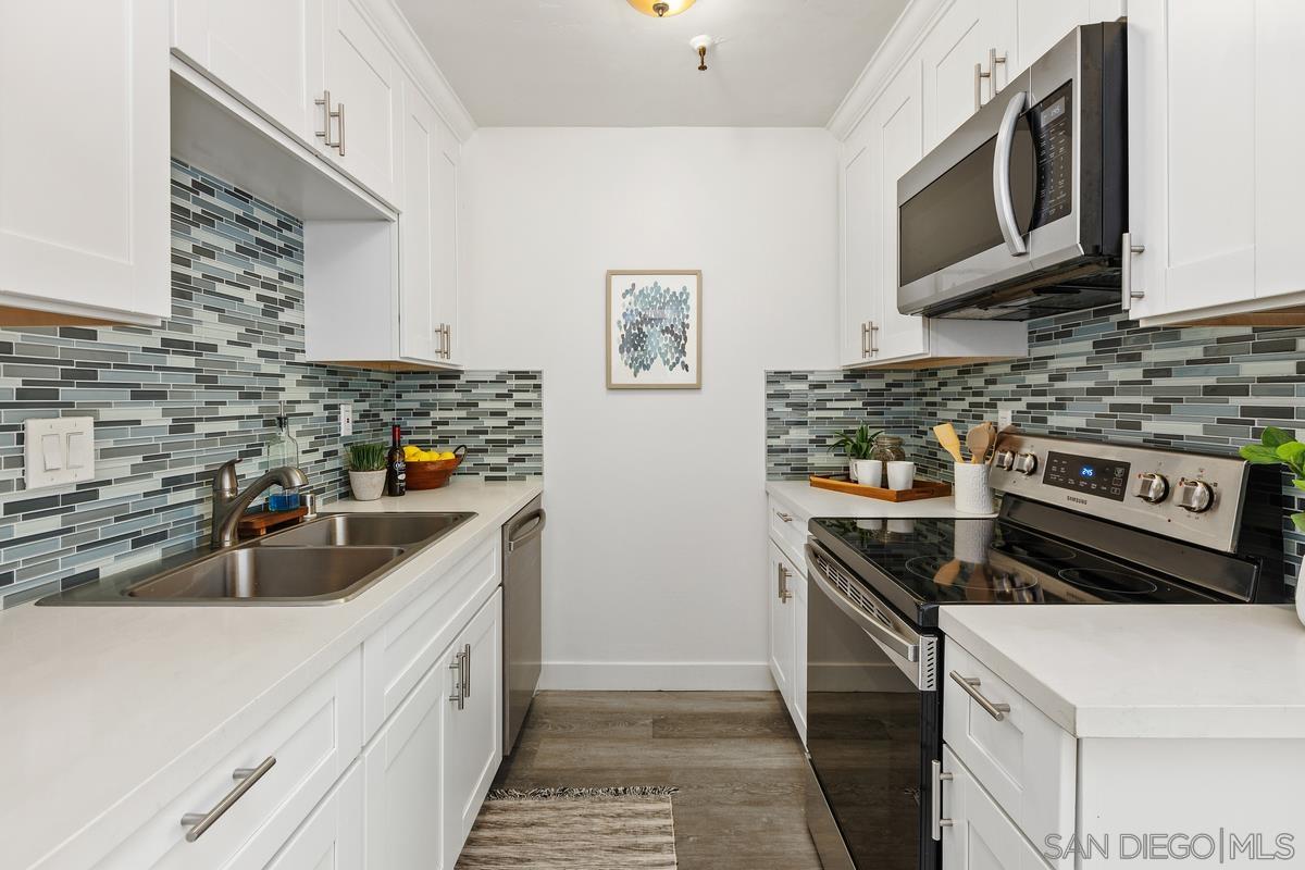Detail Gallery Image 1 of 1 For 4730  Noyes St  #113,  San Diego,  CA 92109 - 1 Beds | 1 Baths