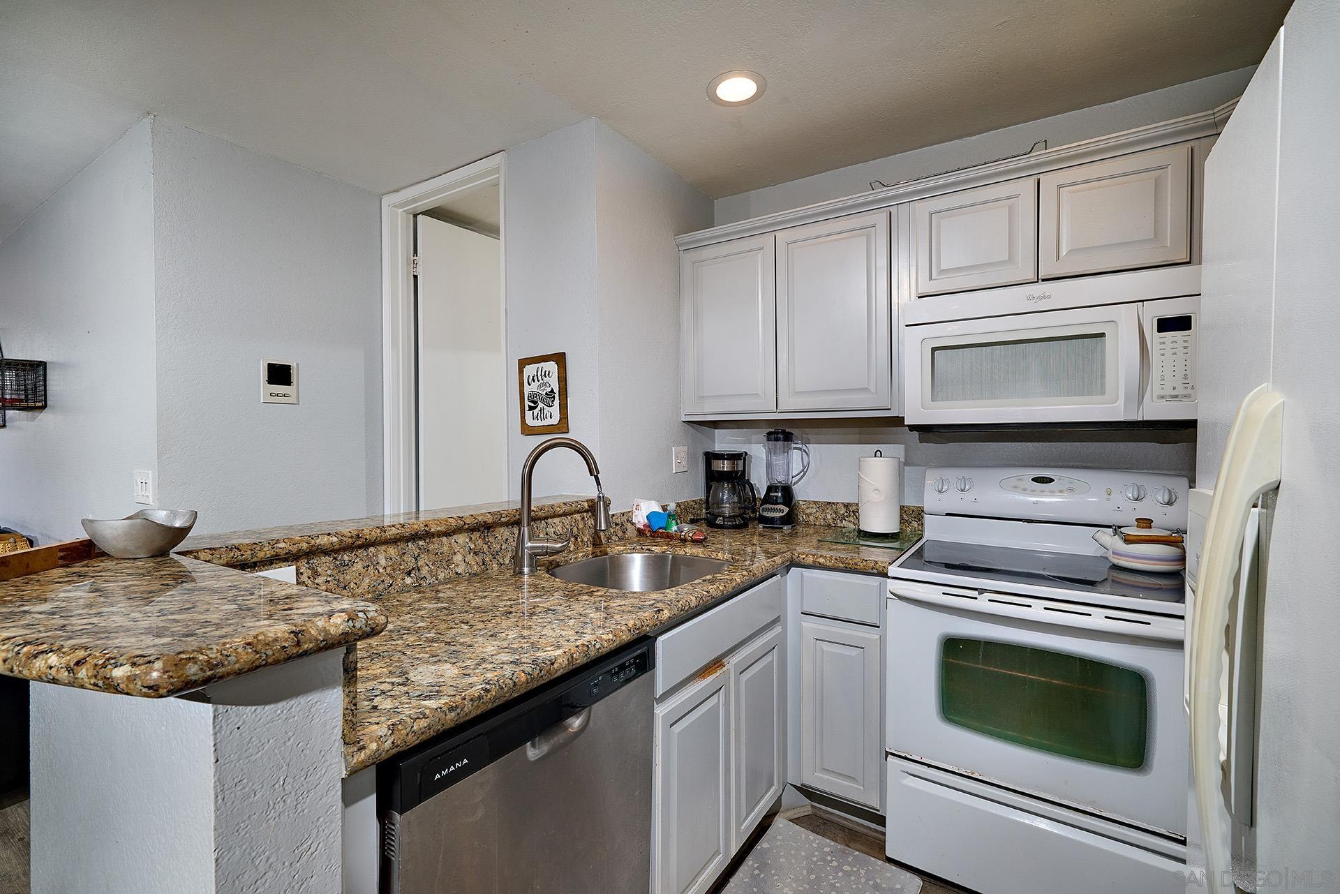 Detail Gallery Image 1 of 1 For 999 N Pacific  #B112,  Oceanside,  CA 92054 - 1 Beds | 1 Baths
