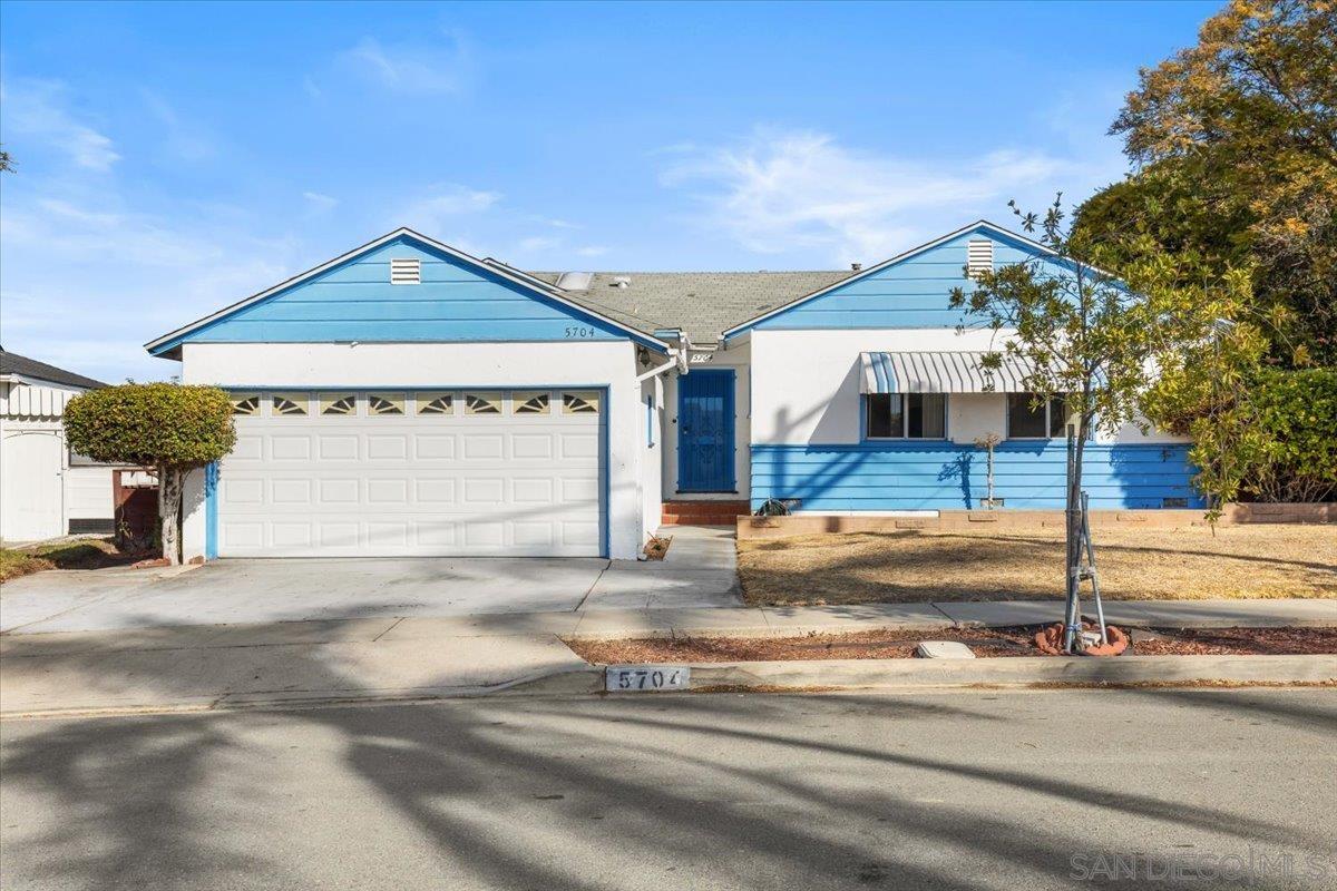 Detail Gallery Image 1 of 1 For 5704  Elk, San Diego,  CA 92114 - 3 Beds | 1/1 Baths
