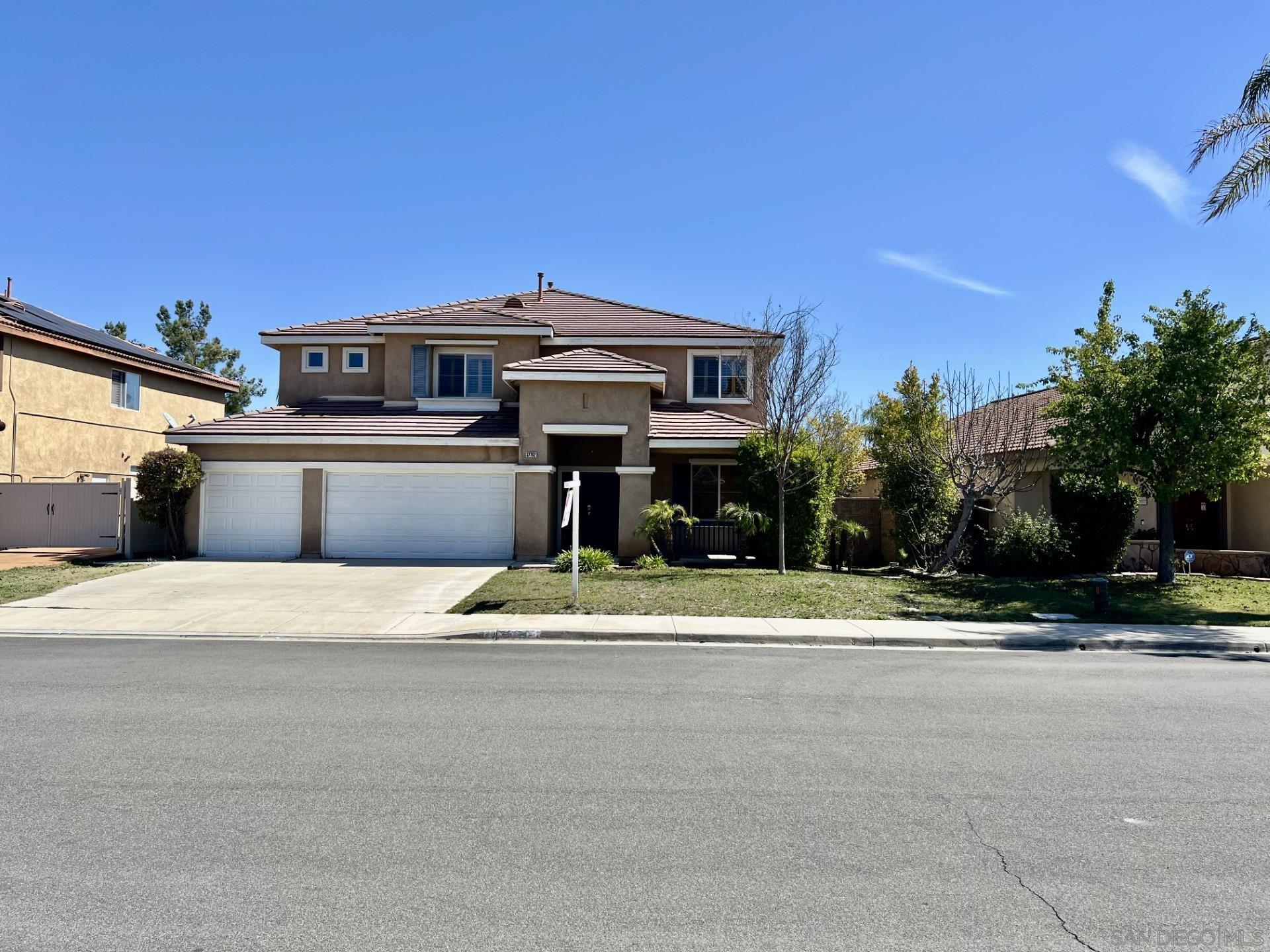 Detail Gallery Image 1 of 1 For 37762  Rushing Wind Ct, Murrieta,  CA 92563 - 5 Beds | 3 Baths