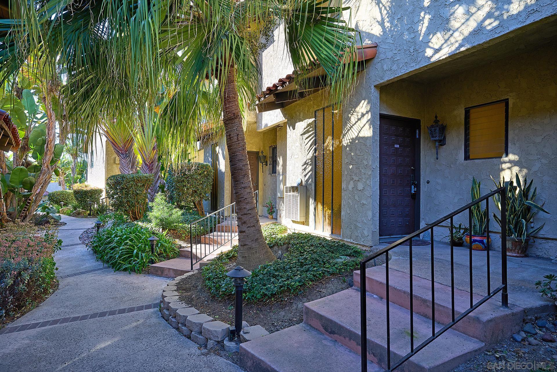 Detail Gallery Image 1 of 1 For 1917  Alga Road  #D,  Carlsbad,  CA 92009 - 1 Beds | 1/1 Baths