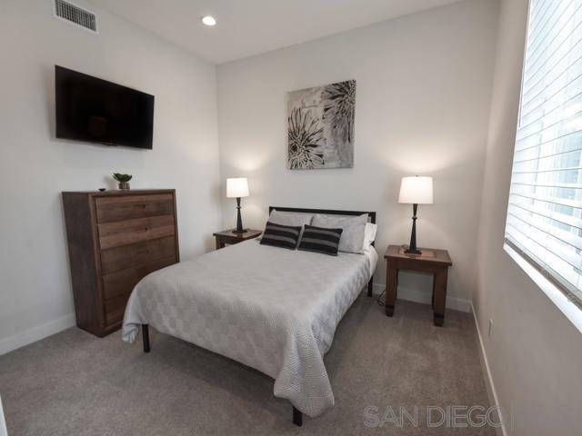 Detail Gallery Image 17 of 32 For 253  Dahlia Ave, Imperial Beach,  CA 91932 - 3 Beds | 2/1 Baths