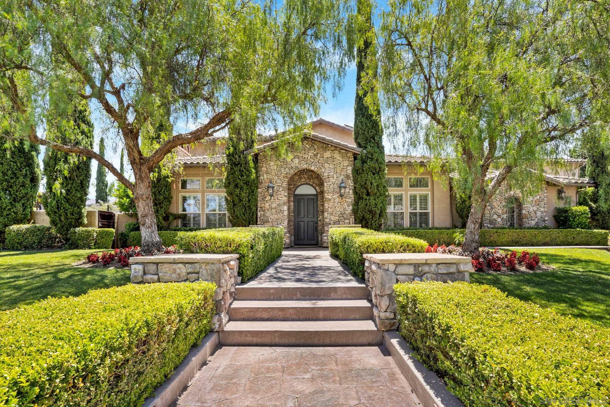 Detail Gallery Image 1 of 1 For 2890  Gate Six Pl, Chula Vista,  CA 91914 - 5 Beds | 5/1 Baths