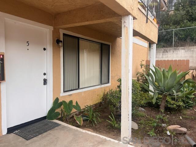 Detail Gallery Image 1 of 1 For 315  Pomelo Dr, Vista,  CA 92081 - 2 Beds | 1 Baths