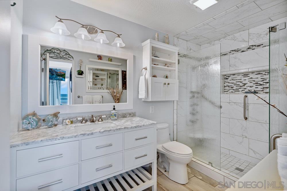 Detail Gallery Image 15 of 35 For 3911  Ocean Front Walk, San Diego,  CA 92109 - 3 Beds | 2 Baths