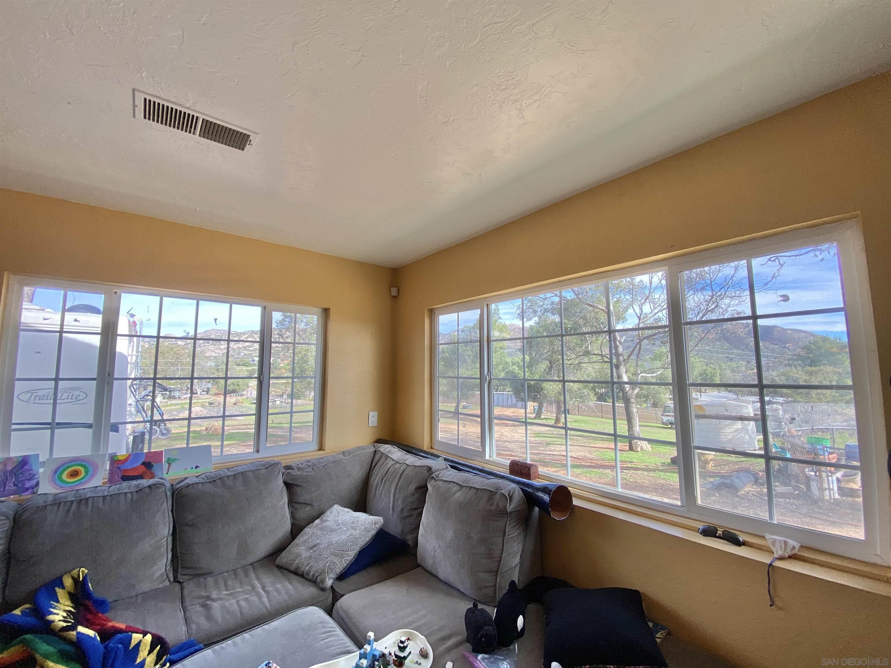 Detail Gallery Image 27 of 40 For 17939  Highway 94, Dulzura,  CA 91917 - 3 Beds | 2 Baths