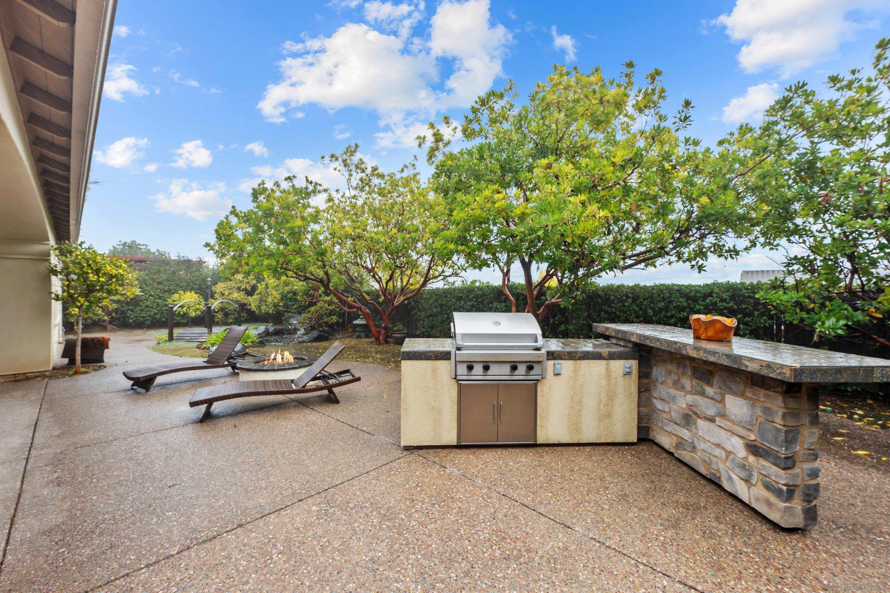 Detail Gallery Image 1 of 1 For 3437  Corte Altura, Carlsbad,  CA 92009 - 4 Beds | 4/1 Baths