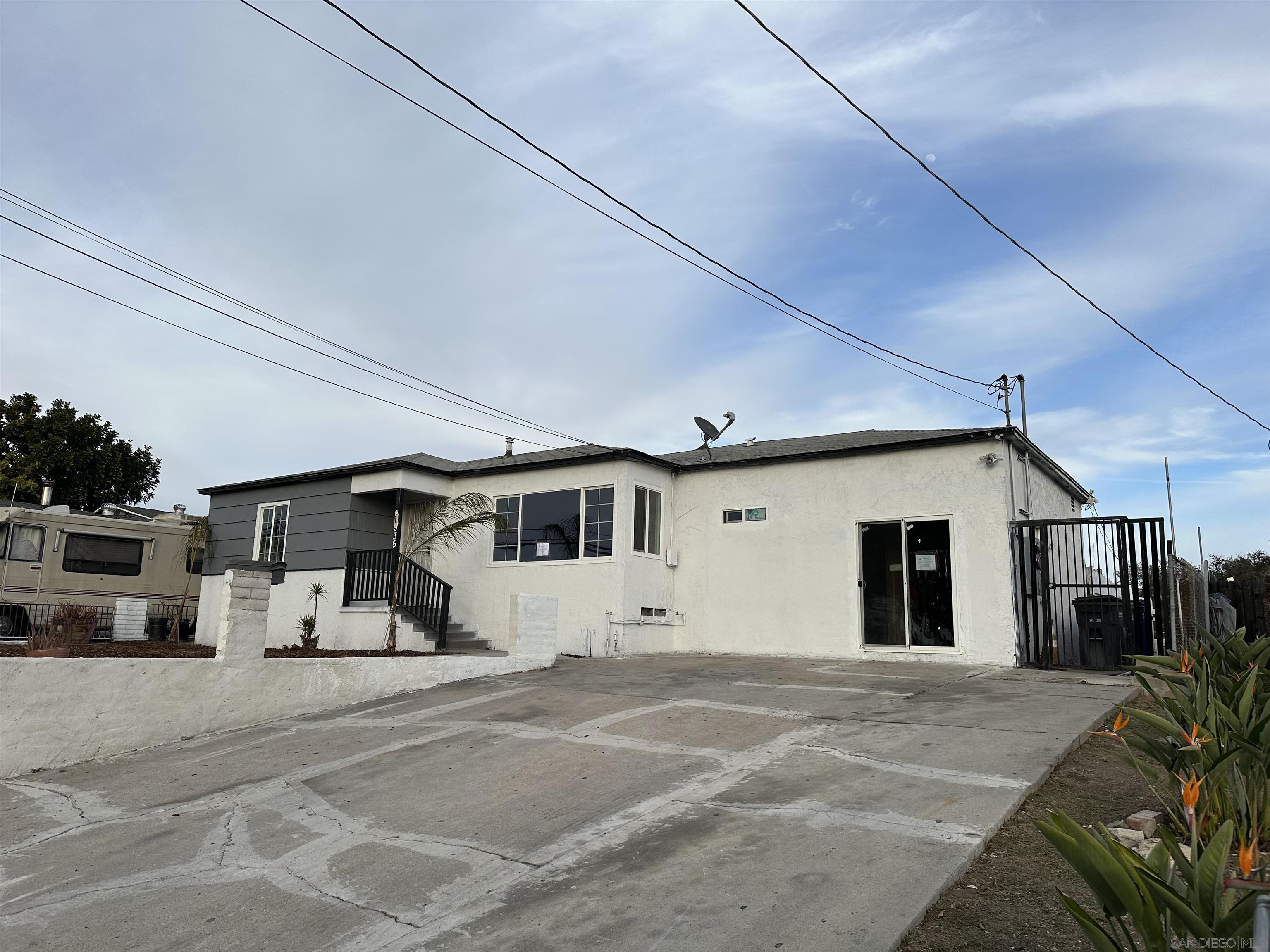 Detail Gallery Image 1 of 1 For 1935-37  Washington St, Lemon Grove,  CA 91945 - – Beds | – Baths