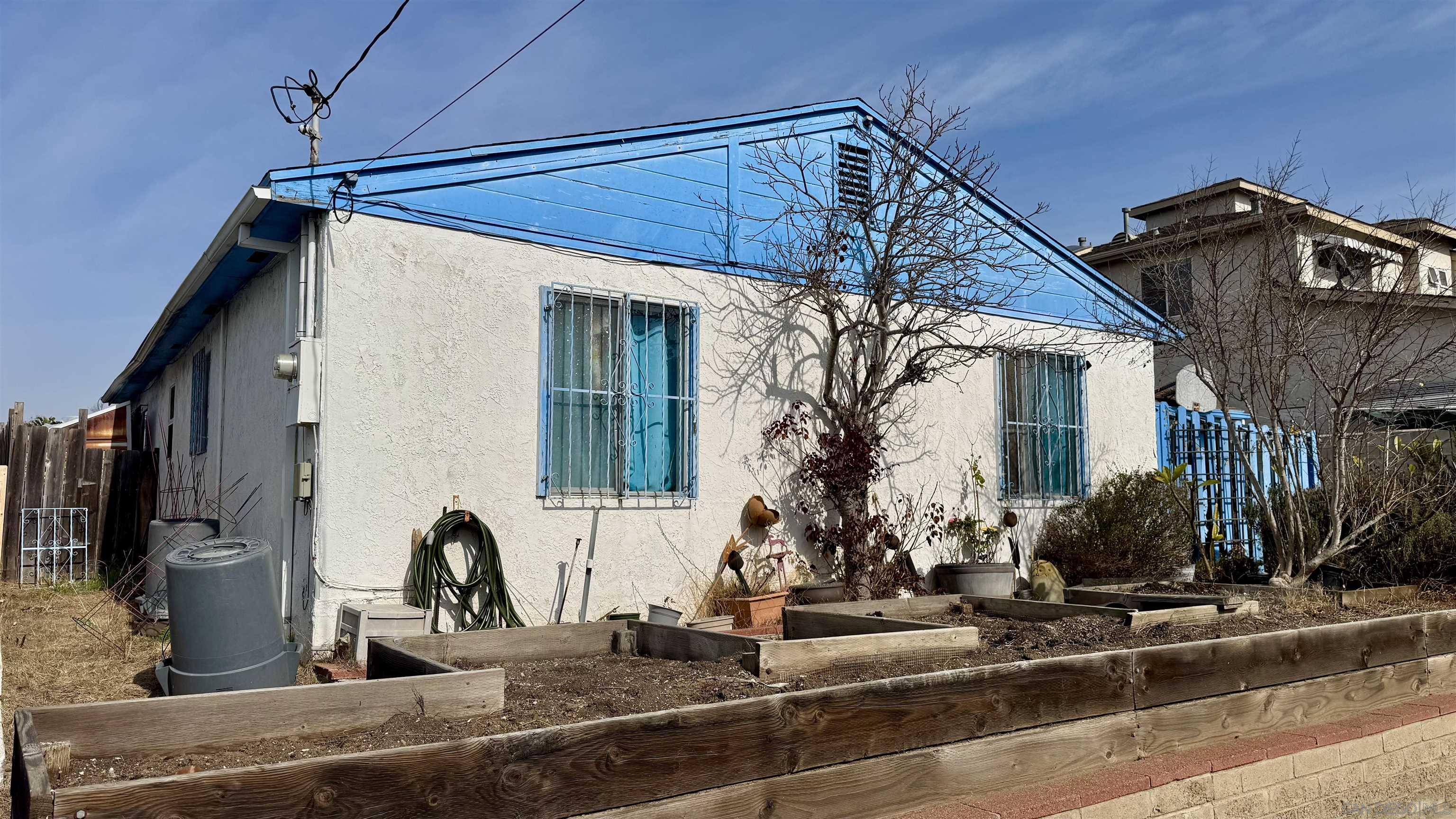 Detail Gallery Image 1 of 1 For 4810  Iroquois Ave, San Diego,  CA 92117 - 3 Beds | 2 Baths