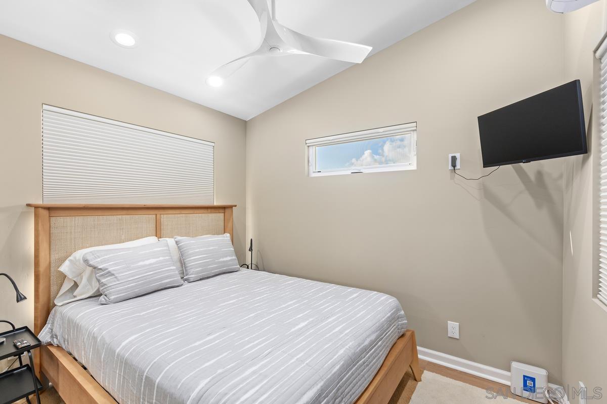 Detail Gallery Image 14 of 21 For 3043  Oliphant St, San Diego,  CA 92106 - 2 Beds | 2/1 Baths