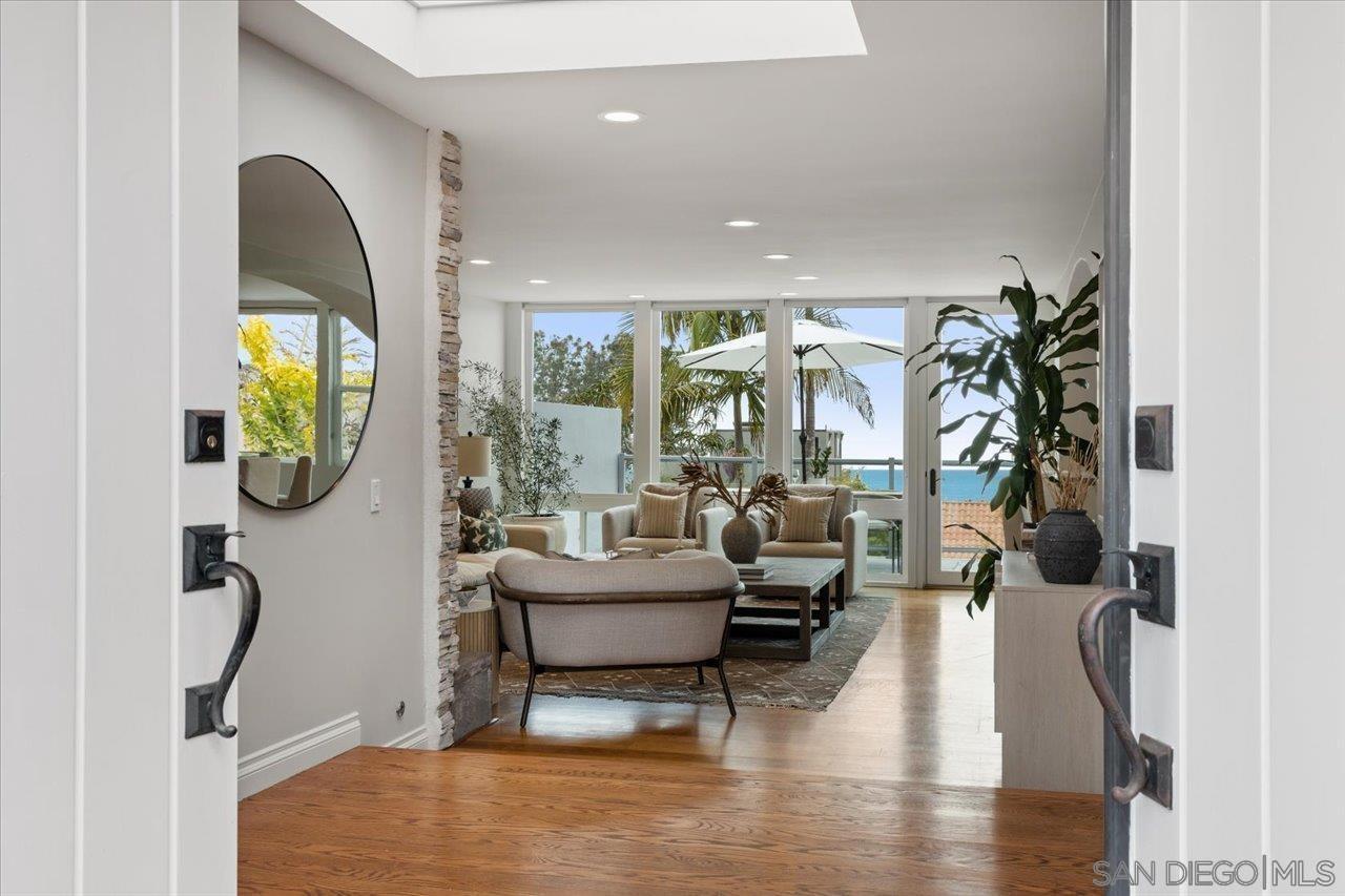 Detail Gallery Image 1 of 1 For 13726  Pine Needles Dr, Del Mar,  CA 92014 - 4 Beds | 3/1 Baths