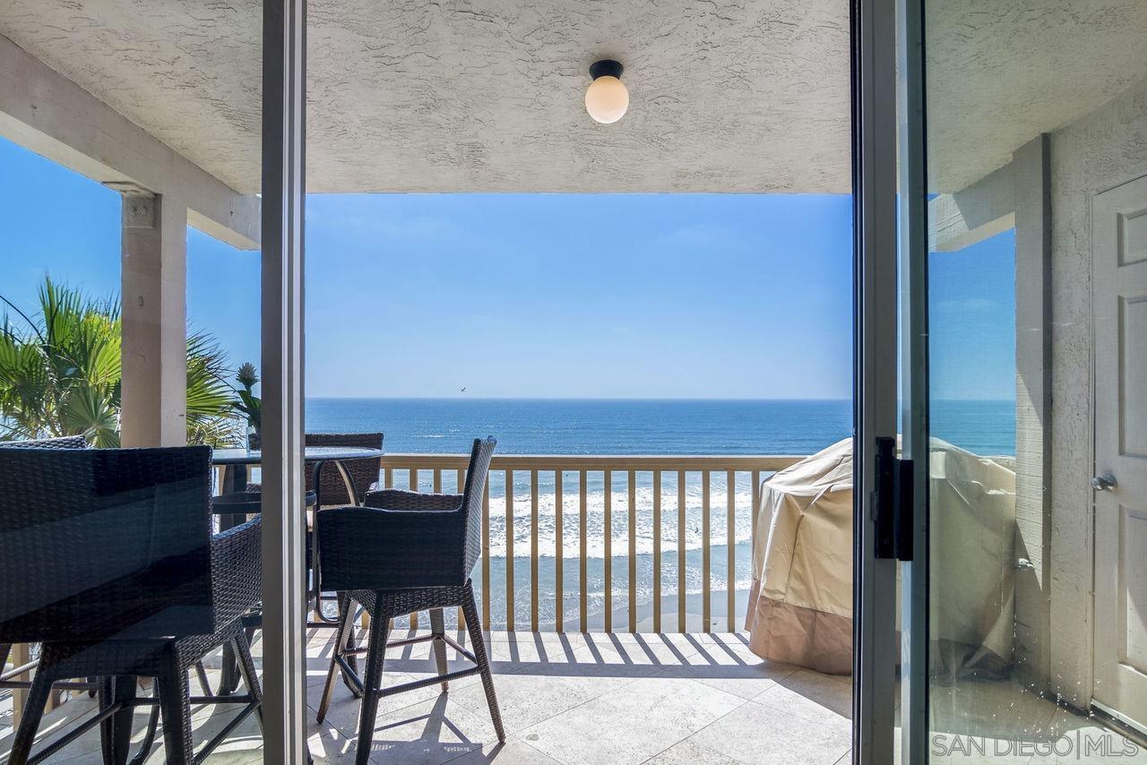 Detail Gallery Image 1 of 1 For 833  Beachfront Drive  C, Solana Beach,  CA 92075 - 2 Beds | 1/1 Baths