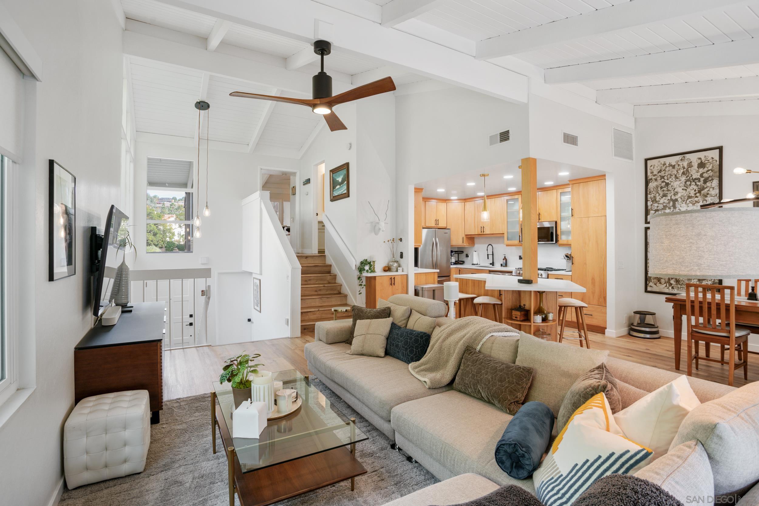 Detail Gallery Image 1 of 1 For 2856  Luciernaga Street, Carlsbad,  CA 92009 - 3 Beds | 3 Baths