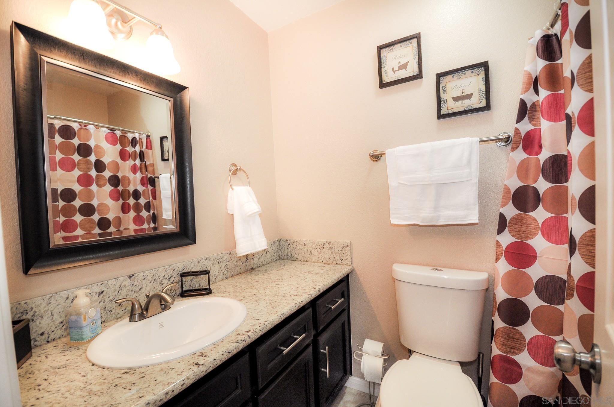 Detail Gallery Image 13 of 19 For 207  Elkwood  14, Imperial Beach,  CA 91932 - 3 Beds | 2 Baths