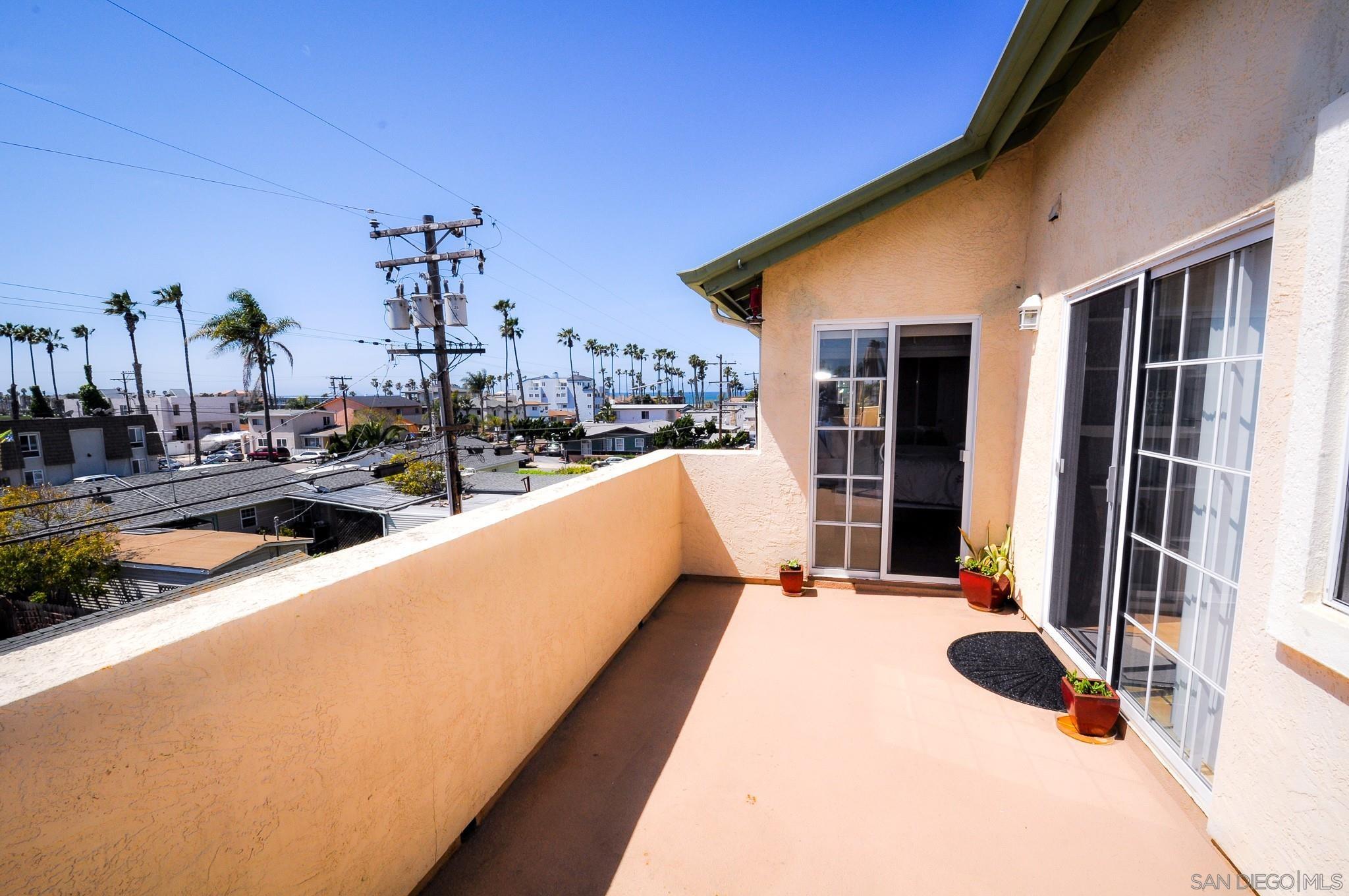 Detail Gallery Image 17 of 19 For 207  Elkwood  14, Imperial Beach,  CA 91932 - 3 Beds | 2 Baths