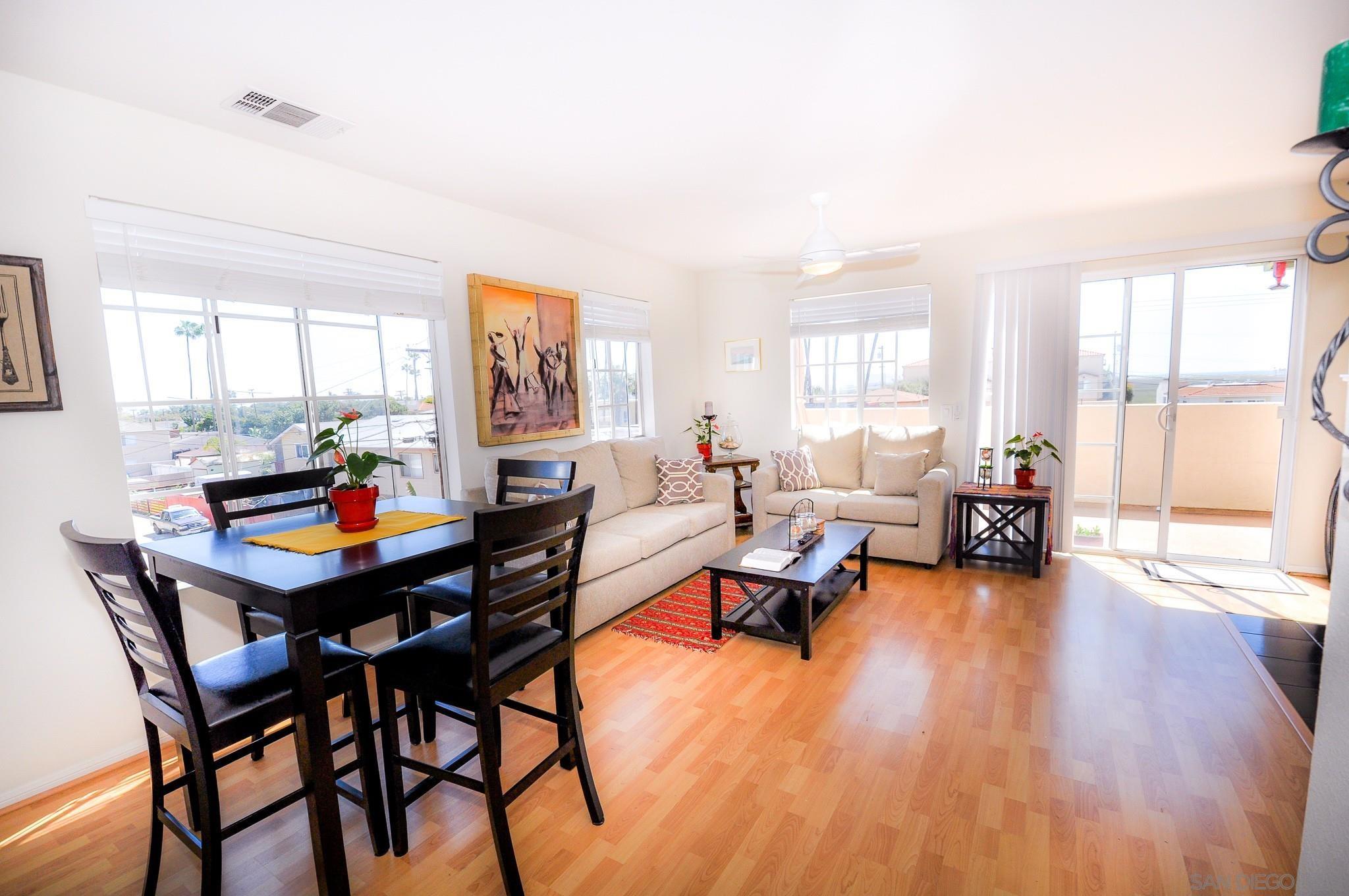 Detail Gallery Image 3 of 19 For 207  Elkwood  14, Imperial Beach,  CA 91932 - 3 Beds | 2 Baths