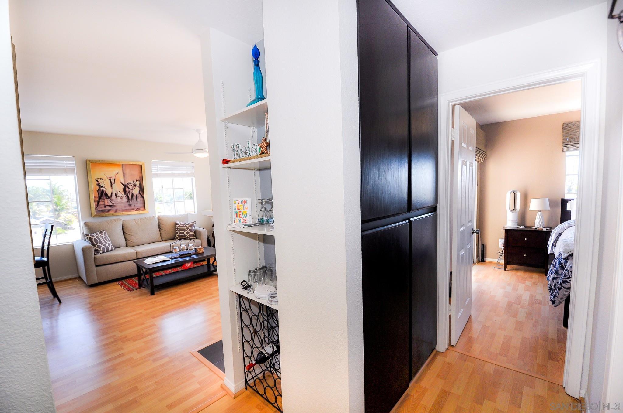 Detail Gallery Image 9 of 19 For 207  Elkwood  14, Imperial Beach,  CA 91932 - 3 Beds | 2 Baths