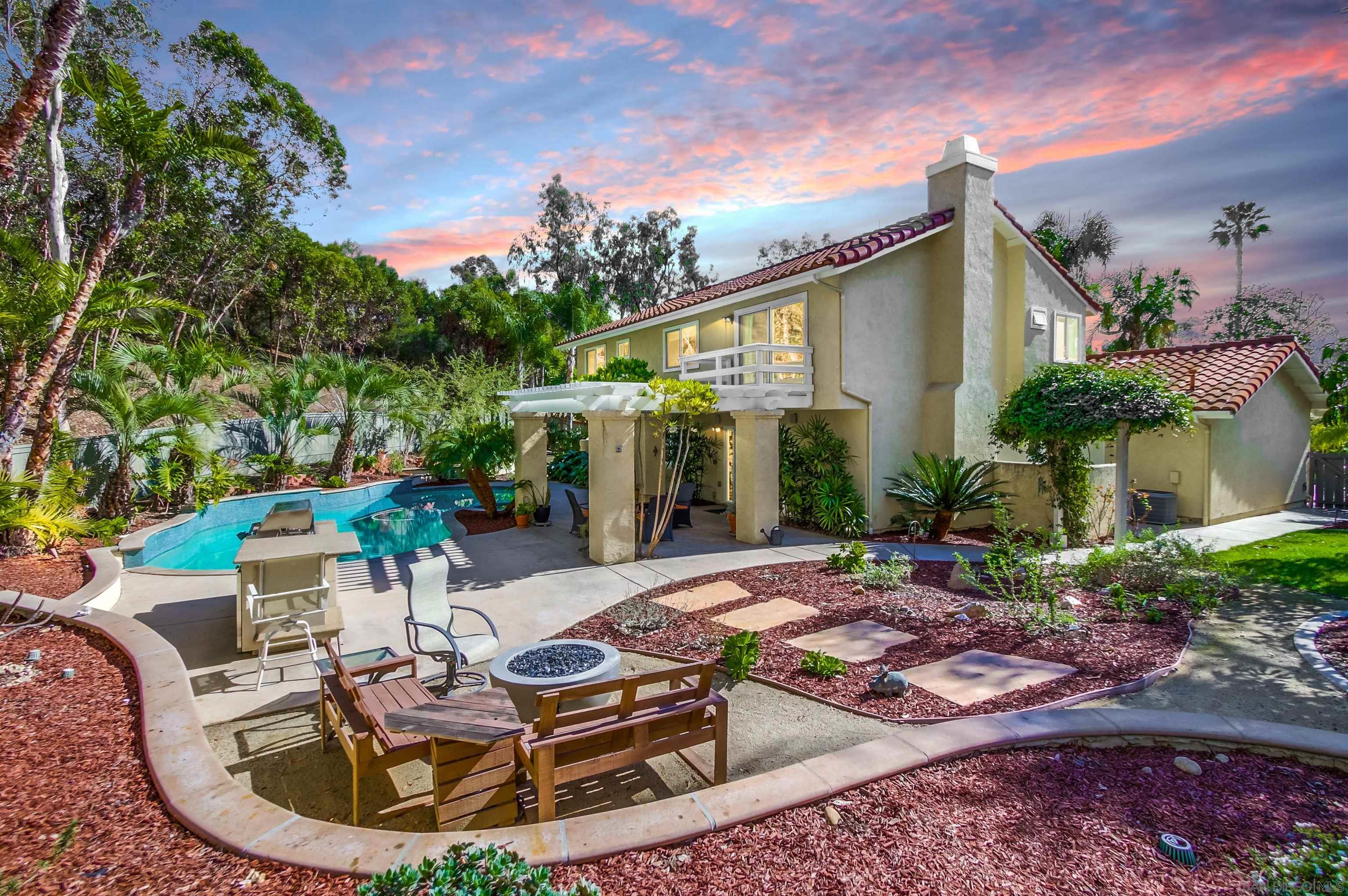 Detail Gallery Image 1 of 1 For 10555  Pine Falls Ct, San Diego,  CA 92131 - 4 Beds | 2/1 Baths