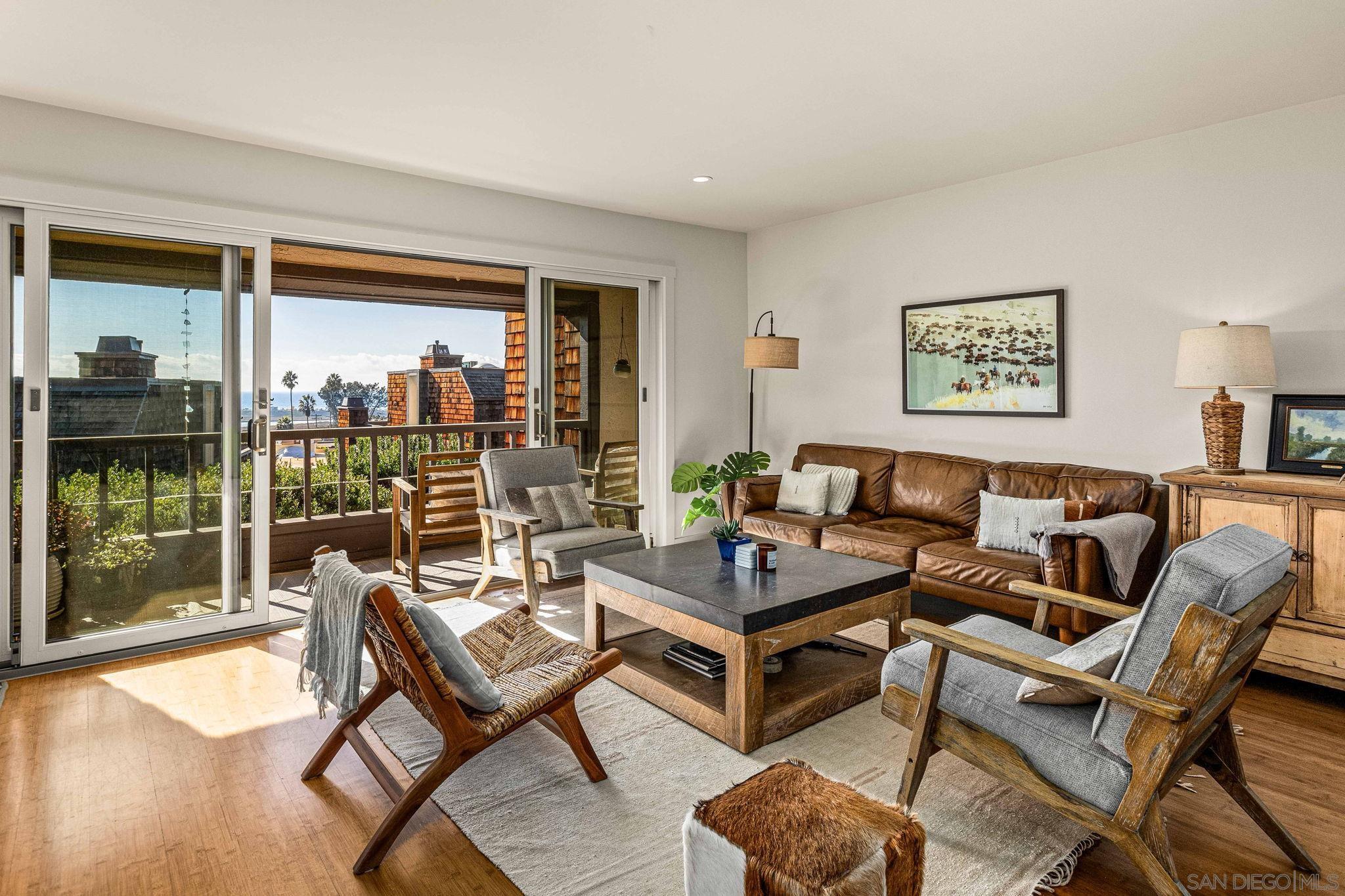 Detail Gallery Image 1 of 46 For 12933  Caminito Del Canto, Del Mar,  CA 92014 - 3 Beds | 2/1 Baths