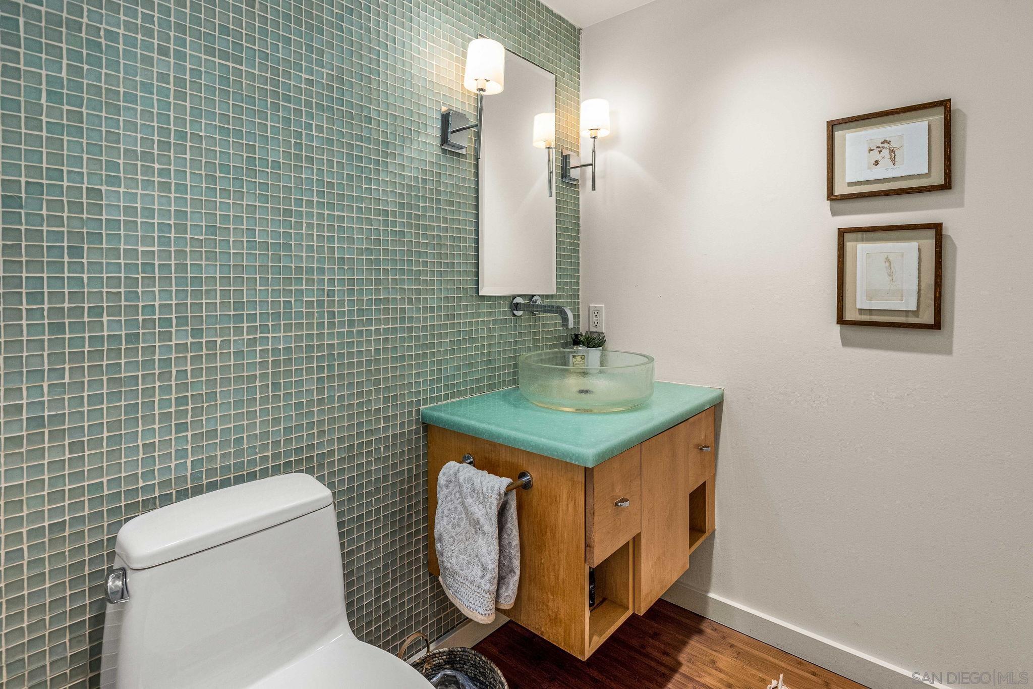Detail Gallery Image 13 of 46 For 12933  Caminito Del Canto, Del Mar,  CA 92014 - 3 Beds | 2/1 Baths