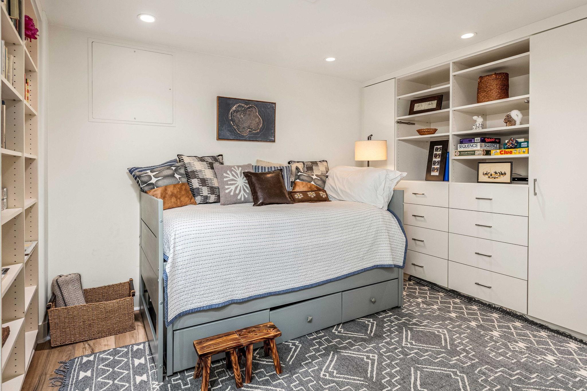 Detail Gallery Image 19 of 46 For 12933  Caminito Del Canto, Del Mar,  CA 92014 - 3 Beds | 2/1 Baths
