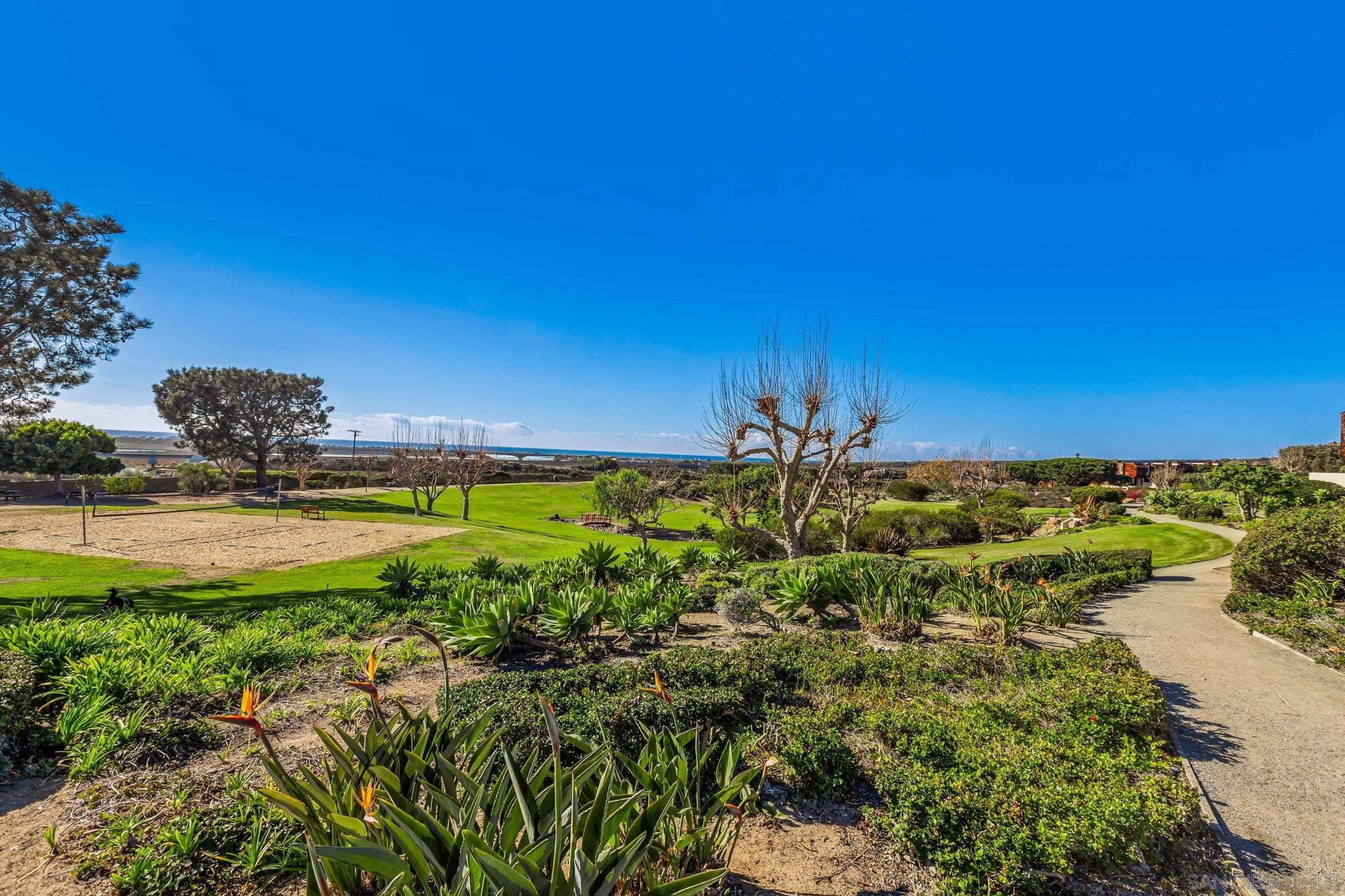 Detail Gallery Image 36 of 46 For 12933  Caminito Del Canto, Del Mar,  CA 92014 - 3 Beds | 2/1 Baths