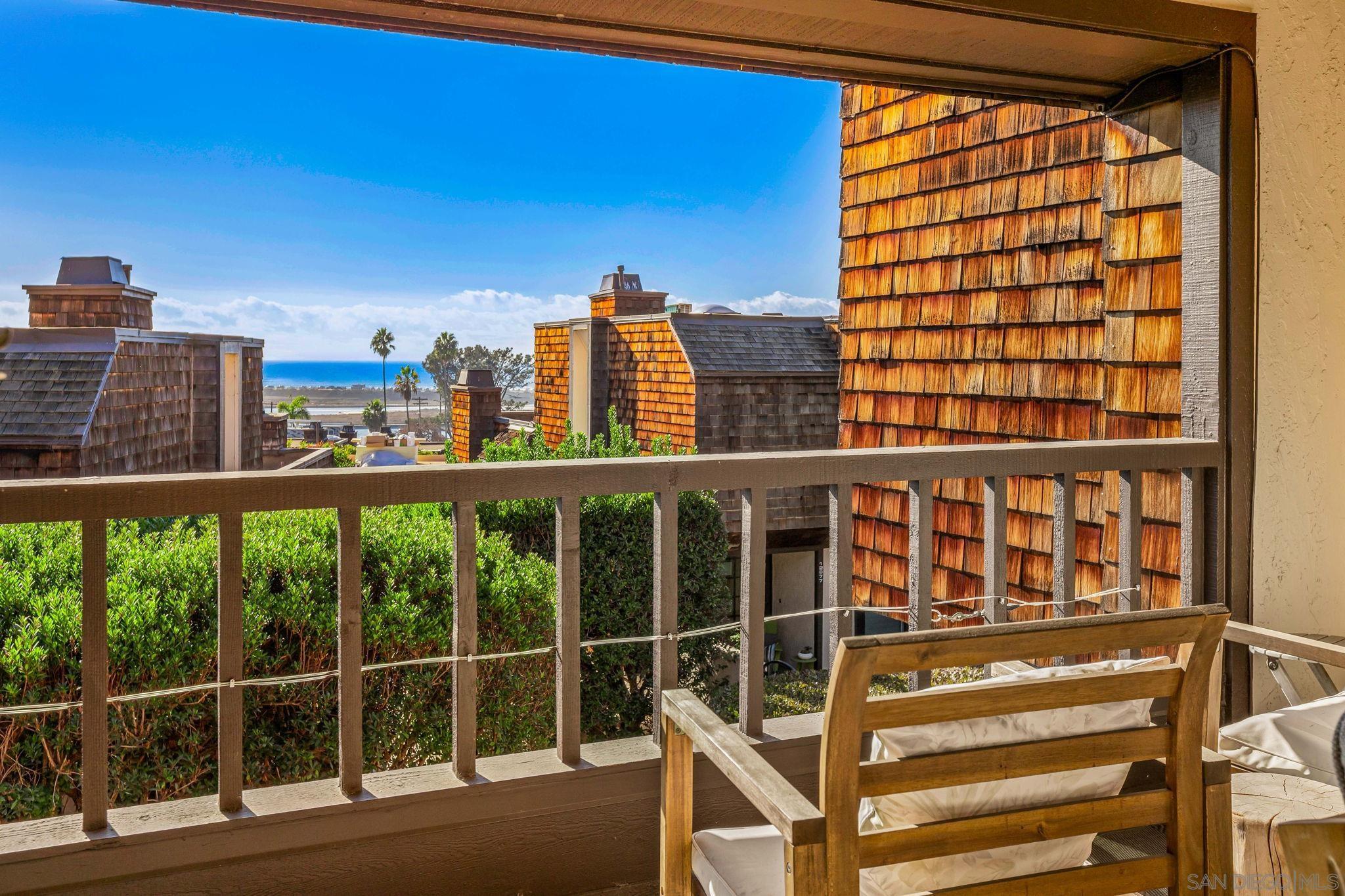 Detail Gallery Image 10 of 46 For 12933  Caminito Del Canto, Del Mar,  CA 92014 - 3 Beds | 2/1 Baths