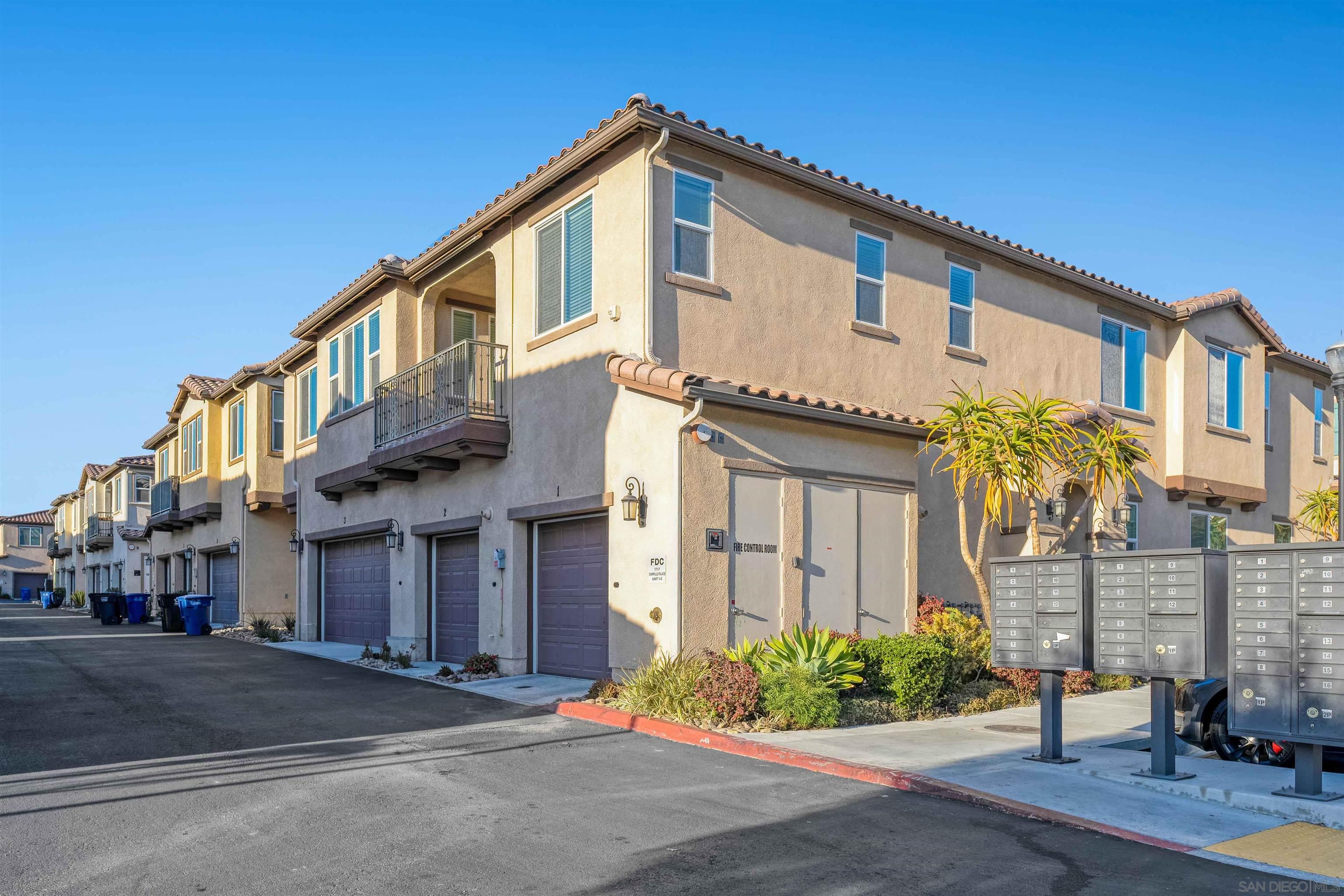Detail Gallery Image 1 of 1 For 1717  Carrillo Pl  #1,  Chula Vista,  CA 91913 - 2 Beds | 2 Baths