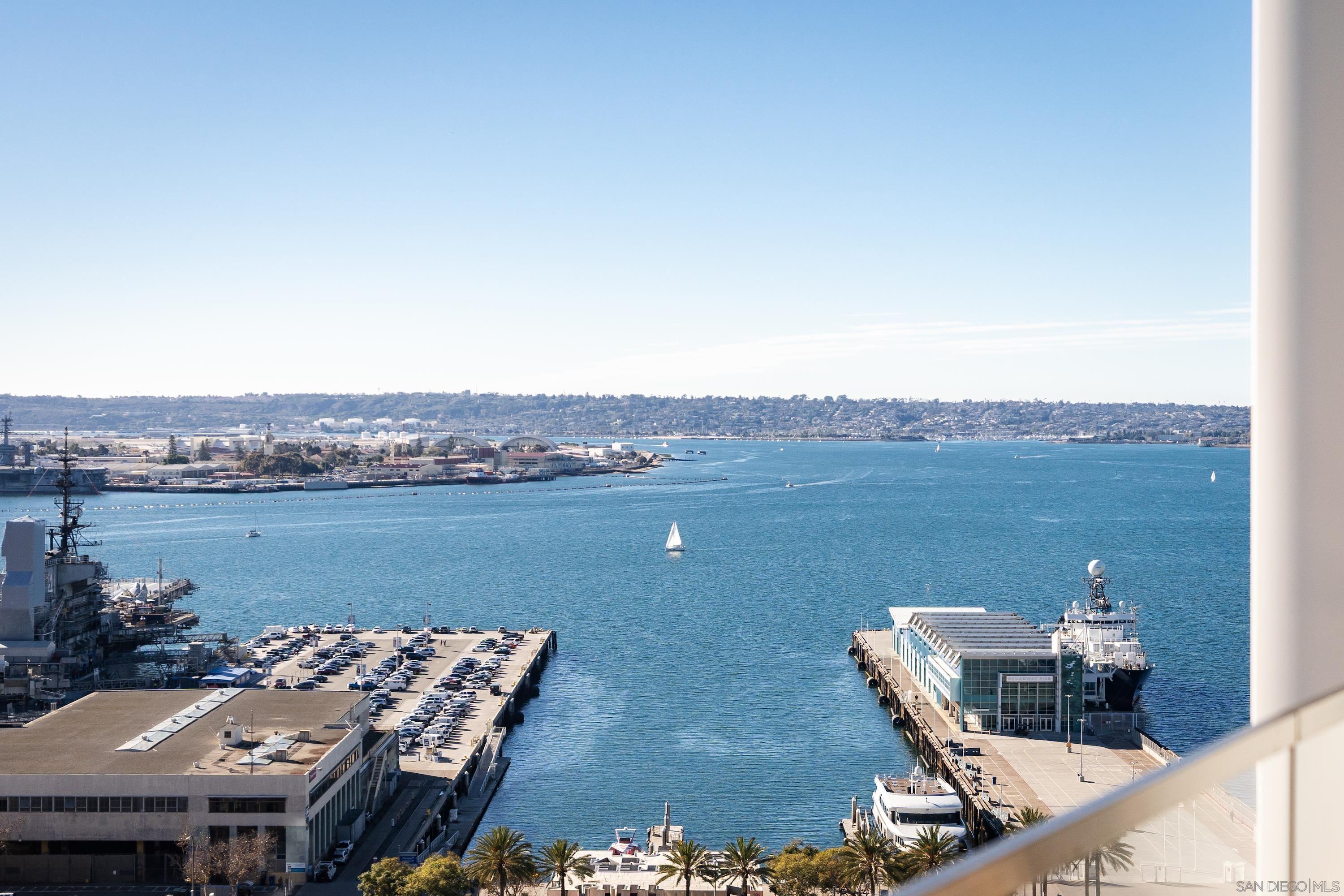 Detail Gallery Image 1 of 1 For 888 W E Street  #2203,  San Diego,  CA 92101 - 2 Beds | 2 Baths