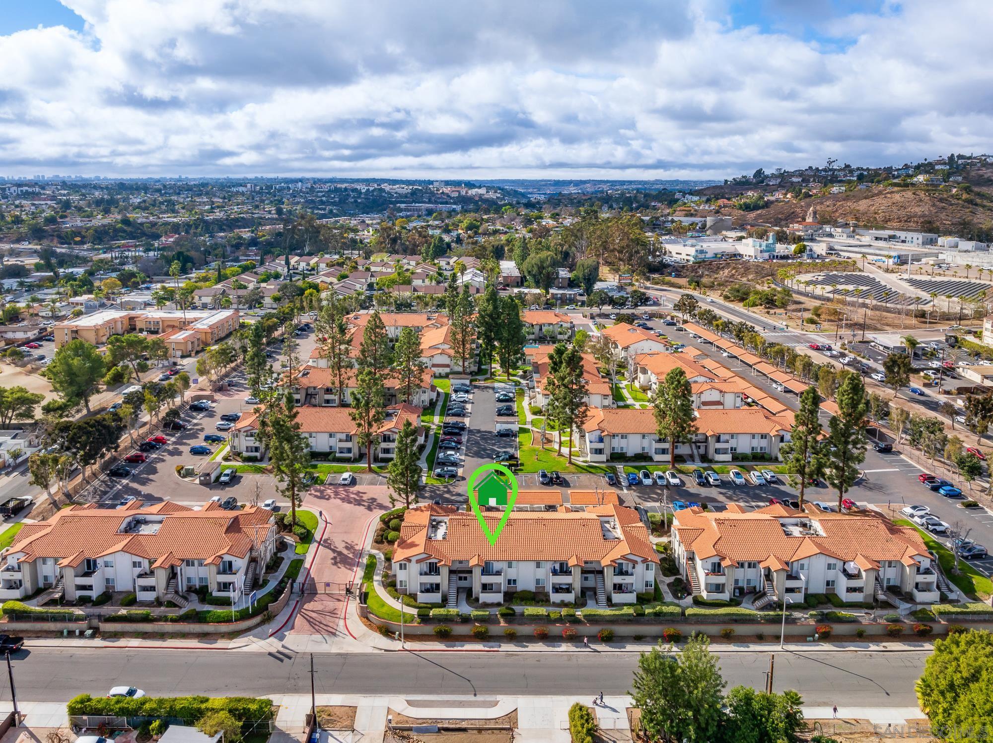 Detail Gallery Image 1 of 1 For 5423  Lake Murray  #11,  La Mesa,  CA 91942 - 2 Beds | 2 Baths