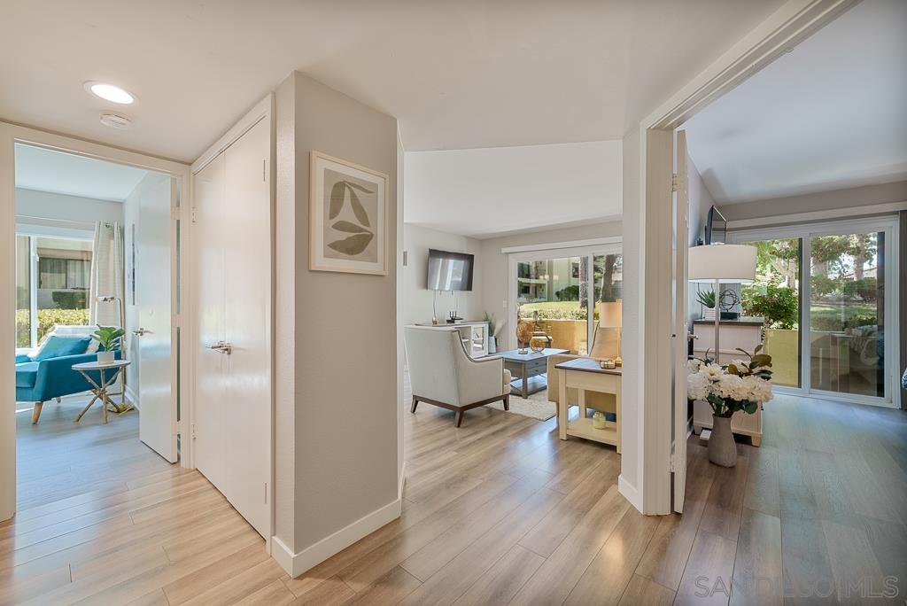 Detail Gallery Image 5 of 52 For 17637  Pomerado Rd  123, San Diego,  CA 92128 - 2 Beds | 2 Baths