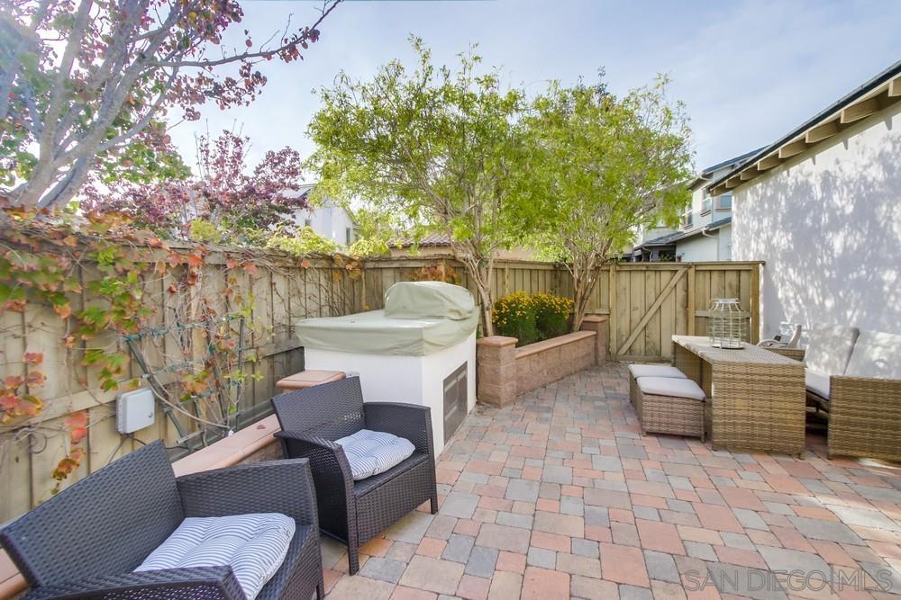 Detail Gallery Image 33 of 69 For 15562  Bristol Ridge Terrace, San Diego,  CA 92127 - 4 Beds | 3 Baths