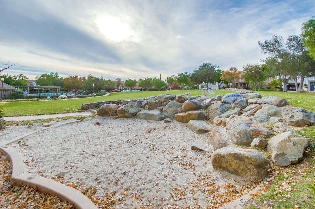 Detail Gallery Image 62 of 69 For 15562  Bristol Ridge Terrace, San Diego,  CA 92127 - 4 Beds | 3 Baths